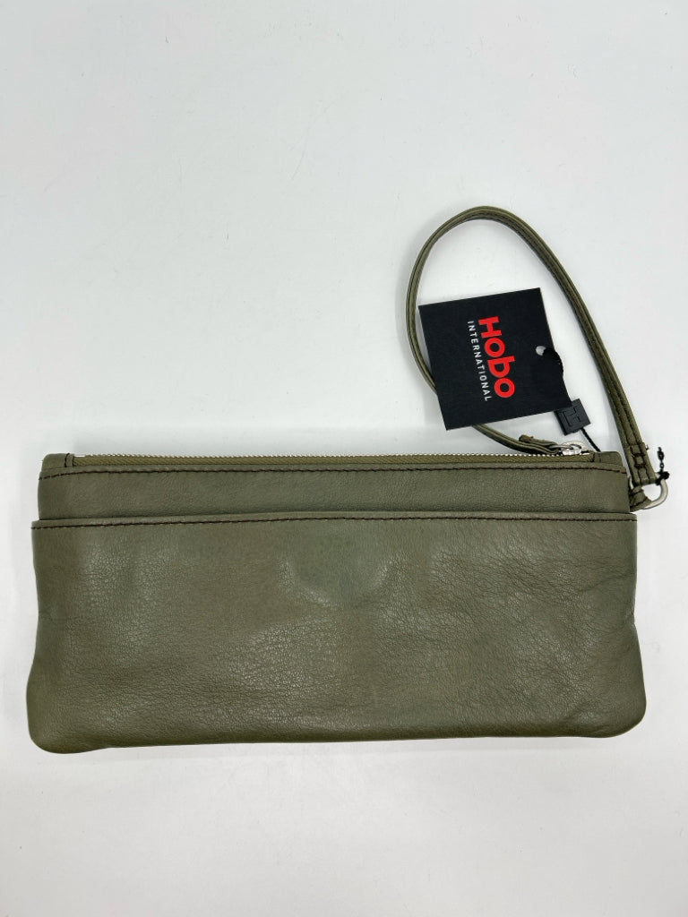 HOBO OLIVE Wristlet