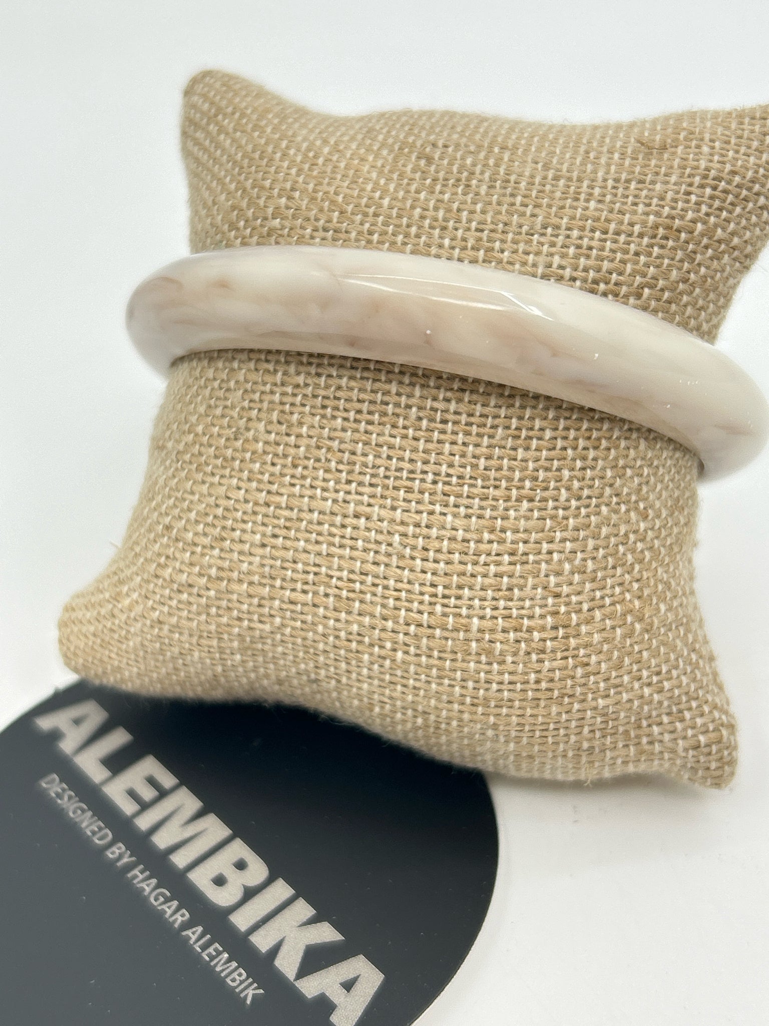 ALEMBIKA Resin Oat Color Bangle Bracelet NWT