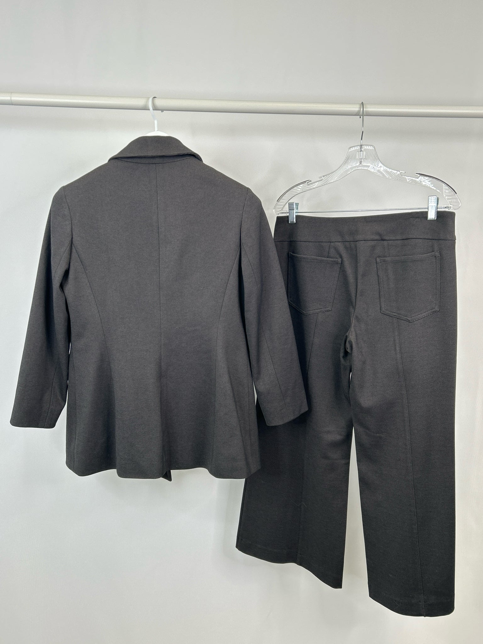 ESTELLE AND FINN Size 6 Grey Women 2-Piece w/pants