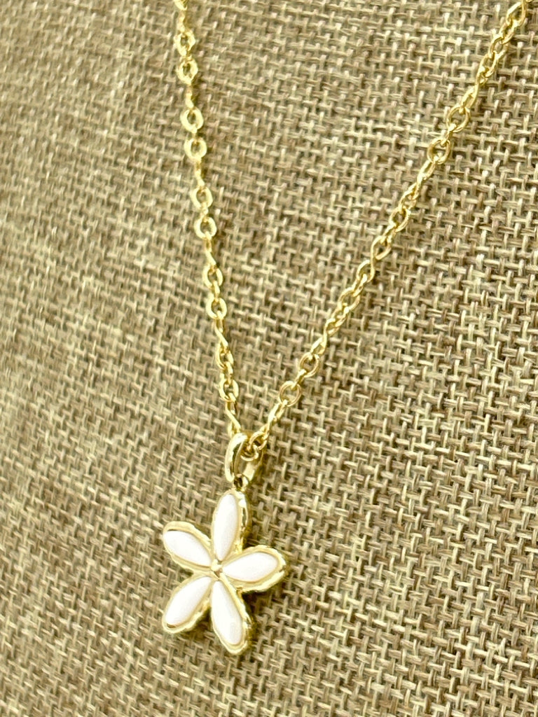 KENDRA SCOTT Size Gold Women's Necklace