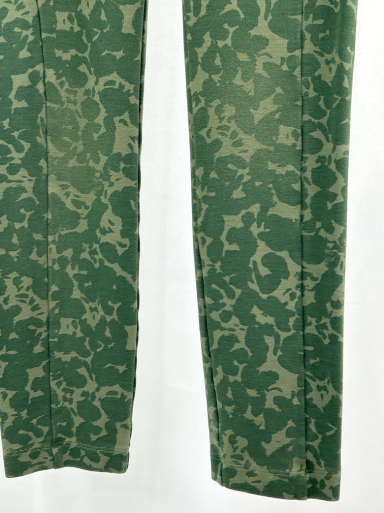 CABI Women Size M Green Print Legging