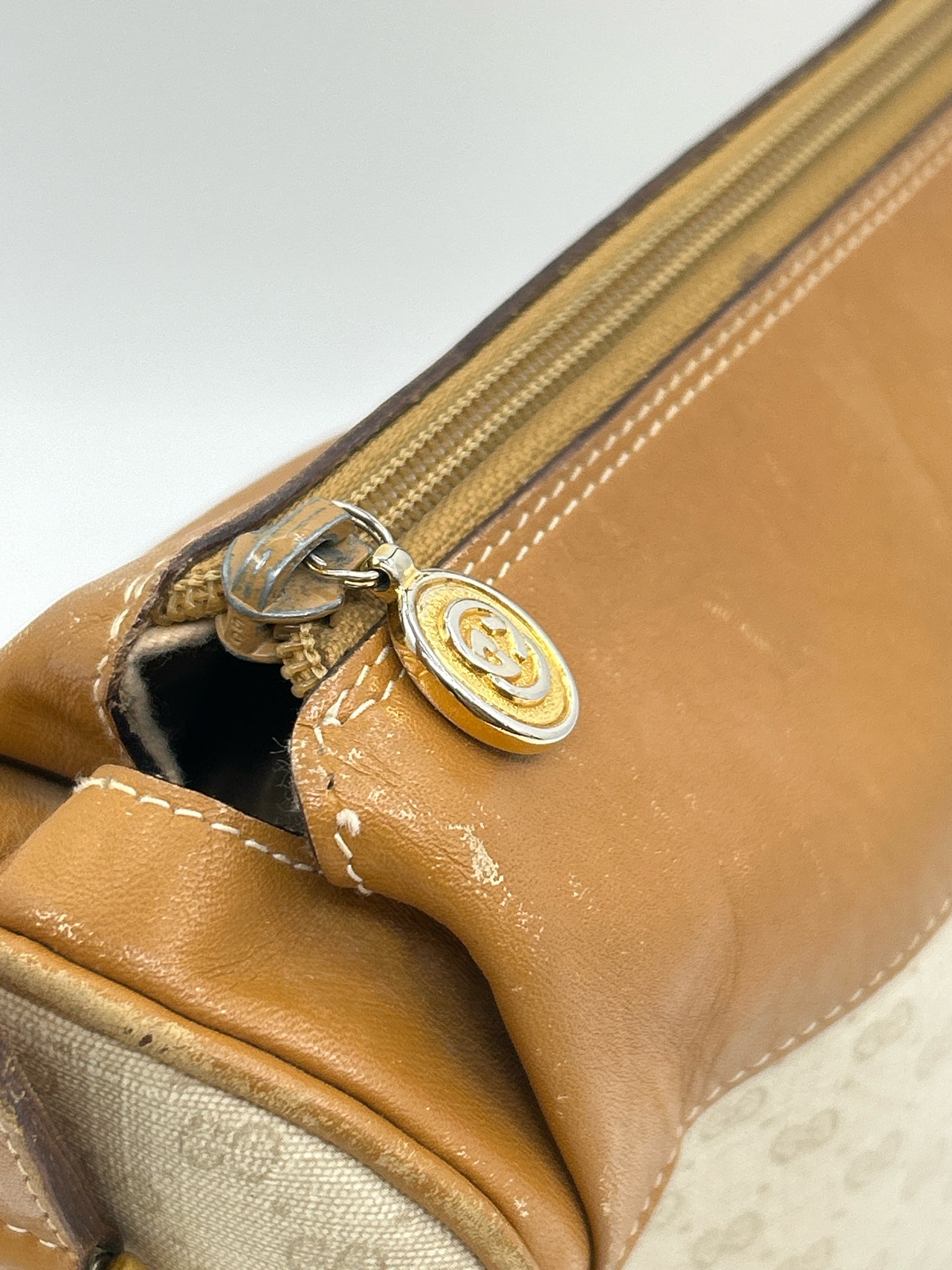 GUCCI Beige Women Purse