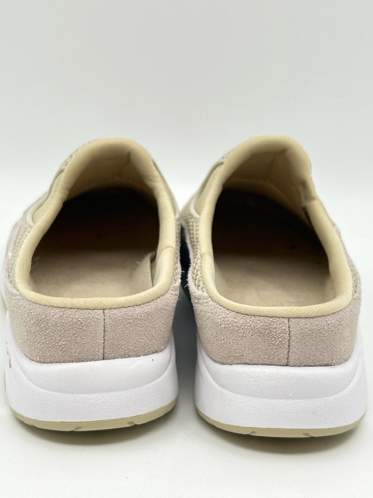 EASY SPIRIT Size 7.5W Natural Shoes