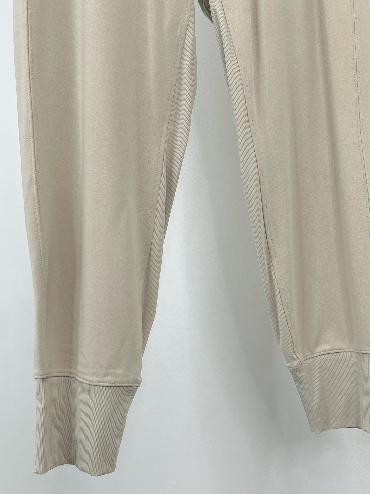 ATHLETA Size M PUTTY Women Pants