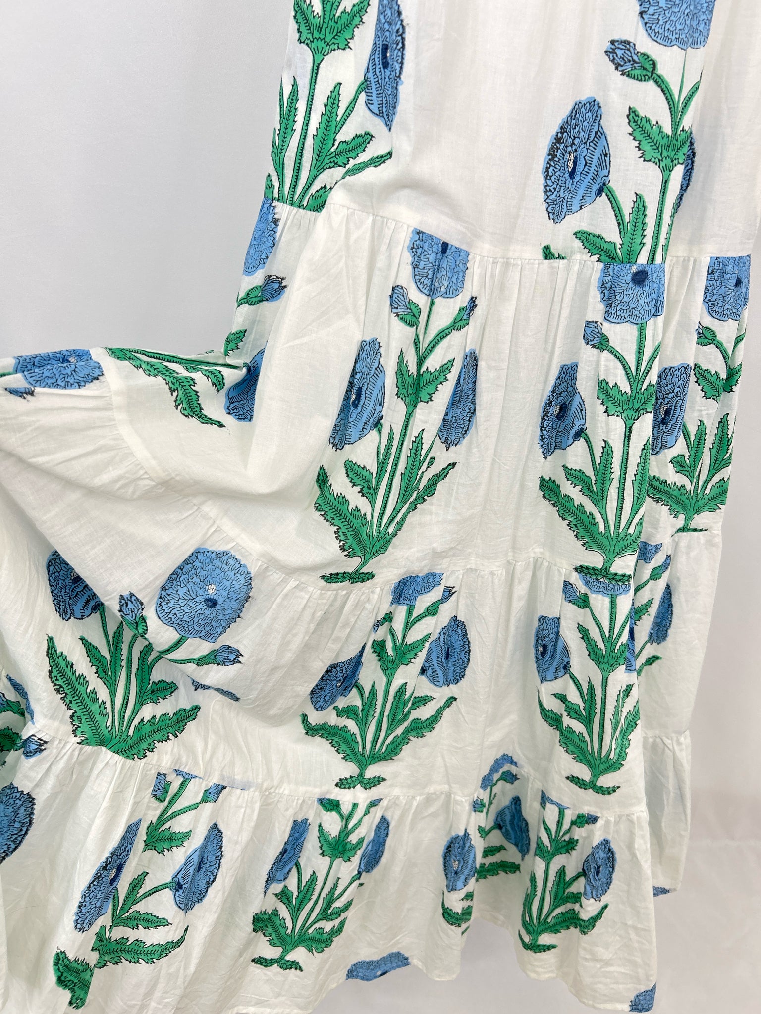 BEAU & RO Size M WHITE & BLUE Women Dress