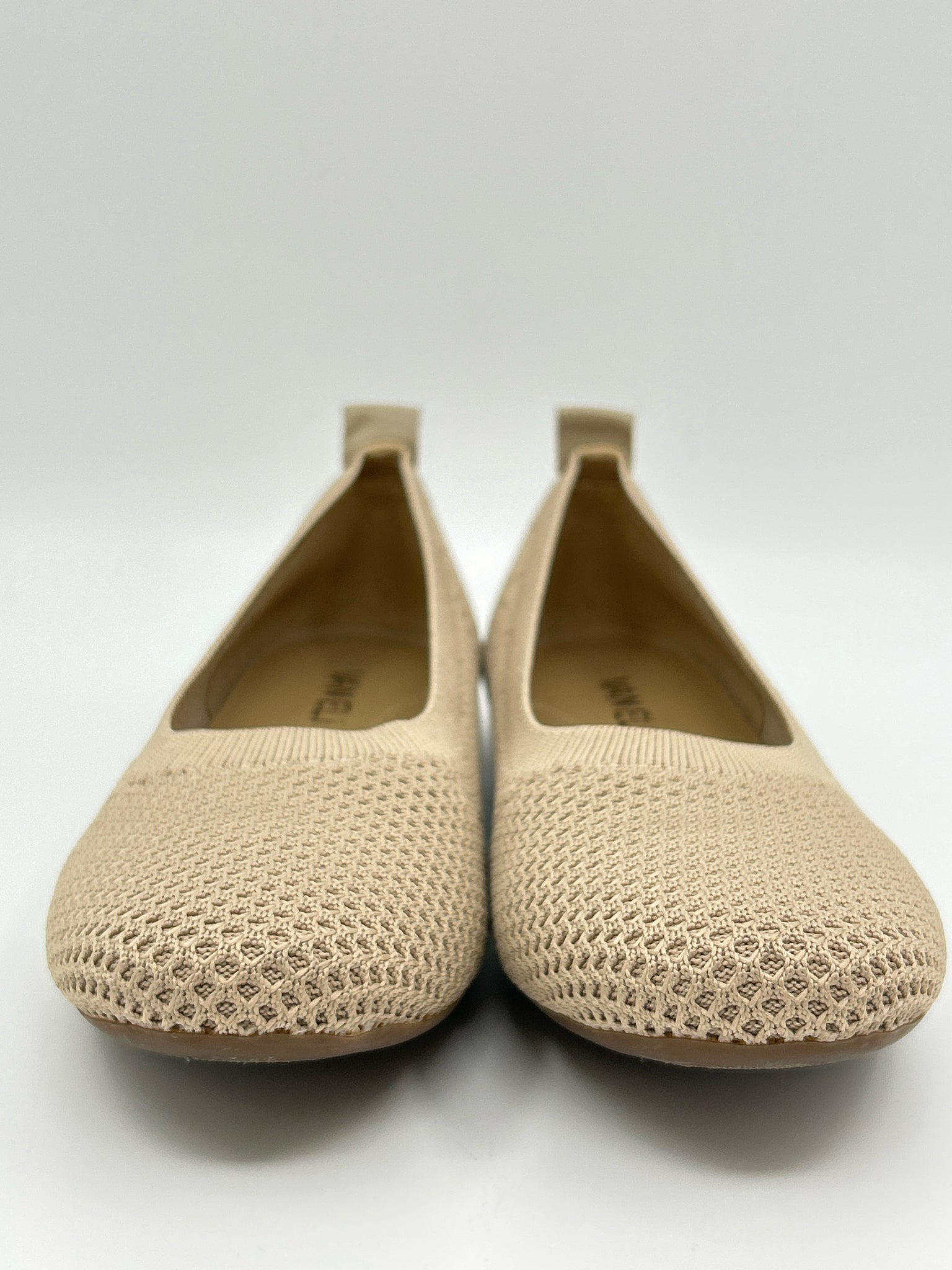 VANELI Size 8.5 Beige Women Flats