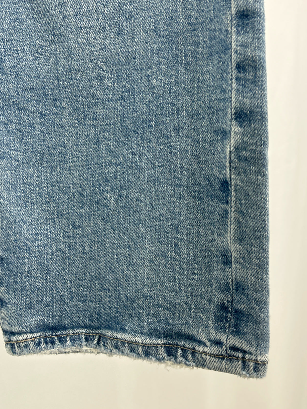 AG Size 0 LIGHT BLUE DENIM Women jeans