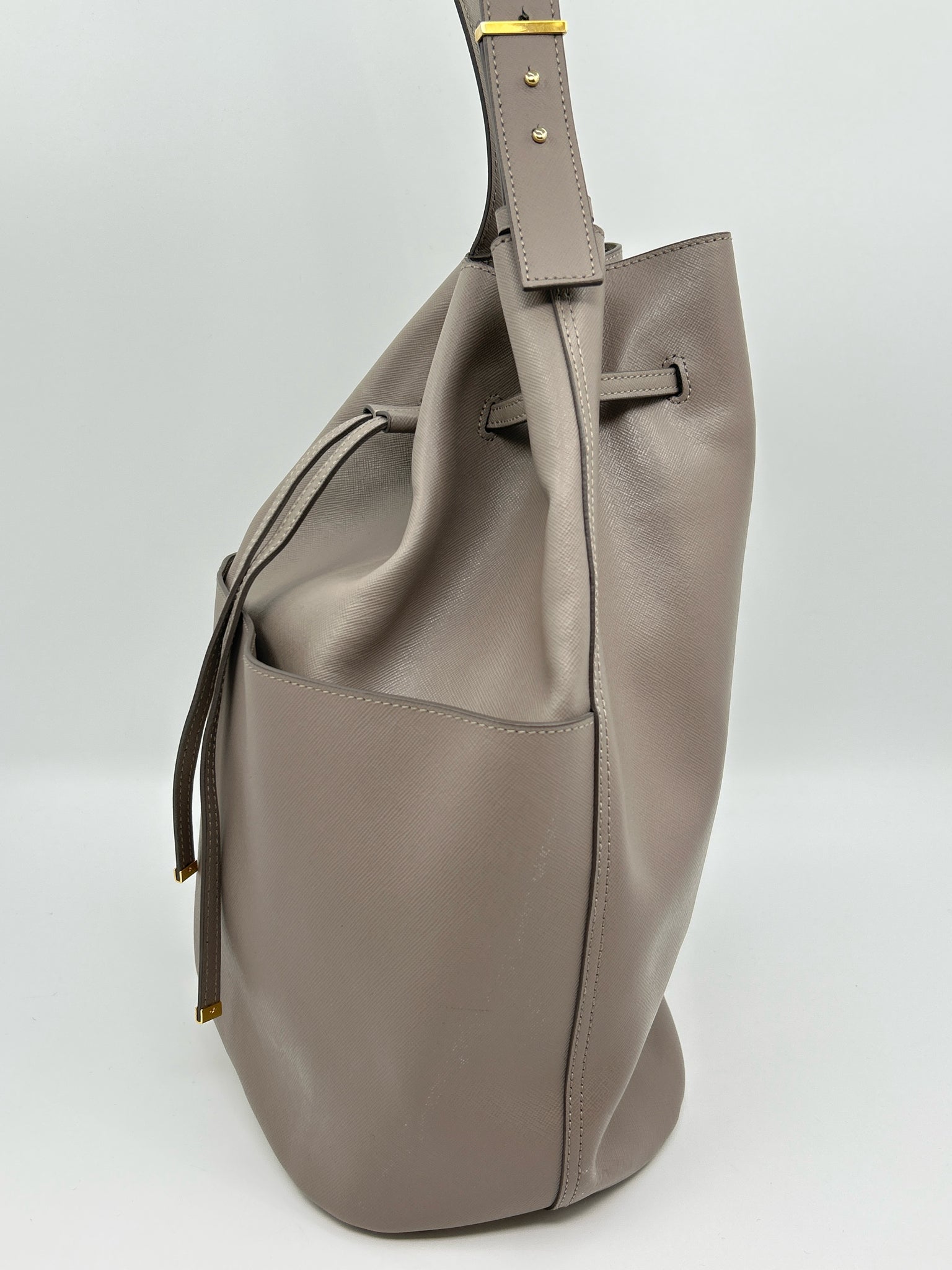 CUYANA Taupe Women Purse