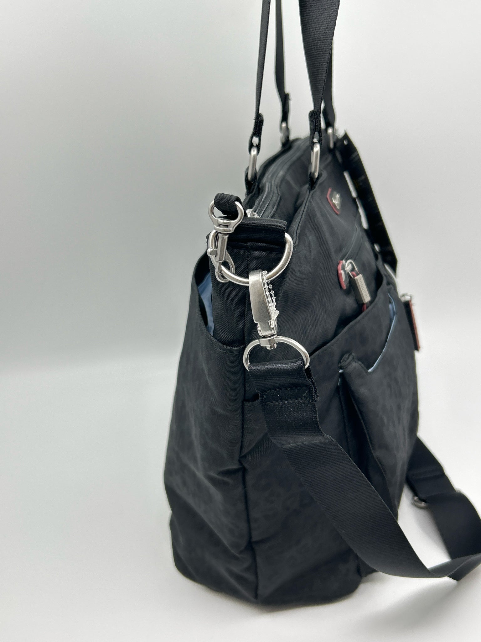 BAGGALLINI Black Women Tote