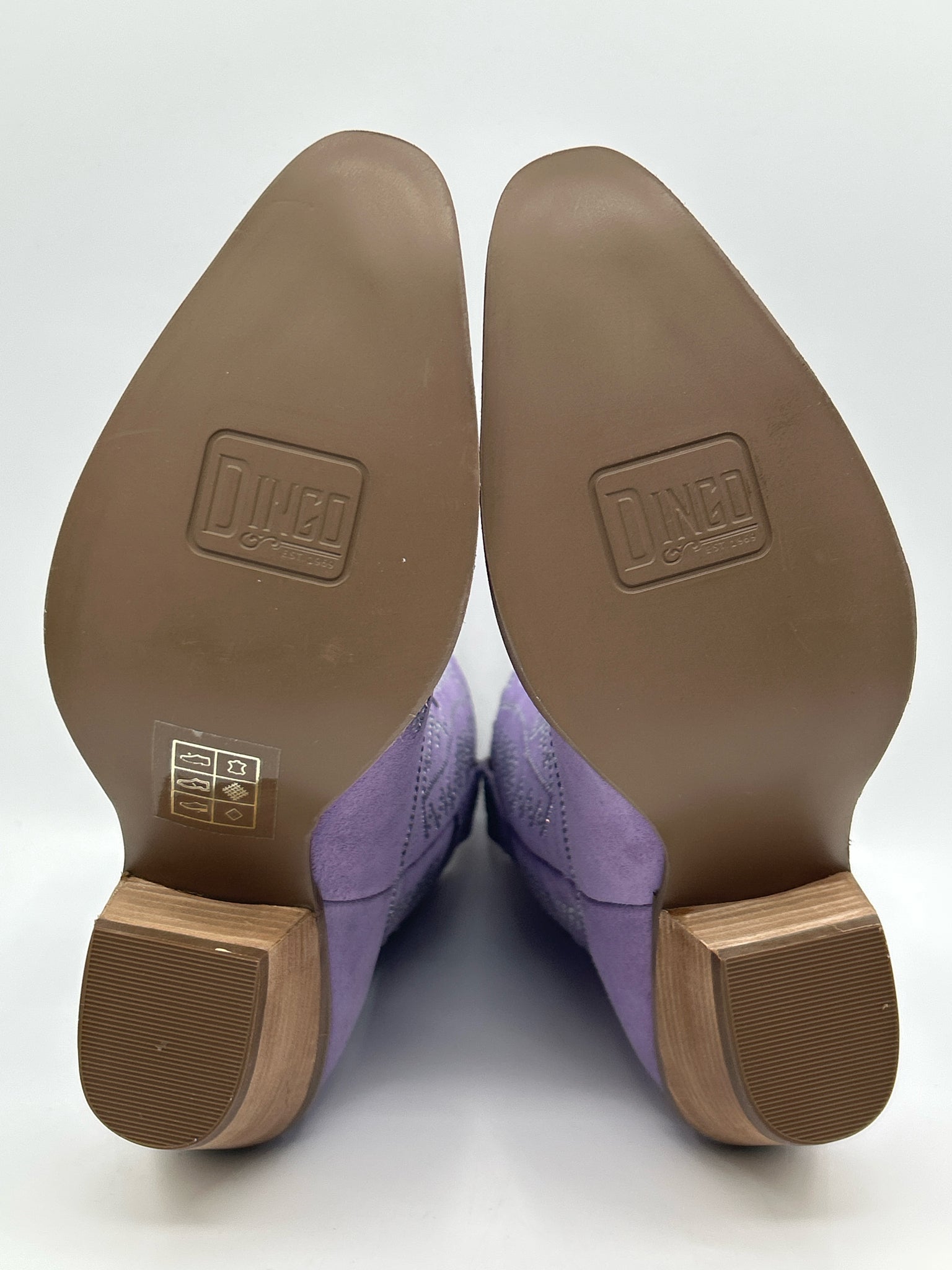 DINGO Size 7.5W Lavender Women Boots