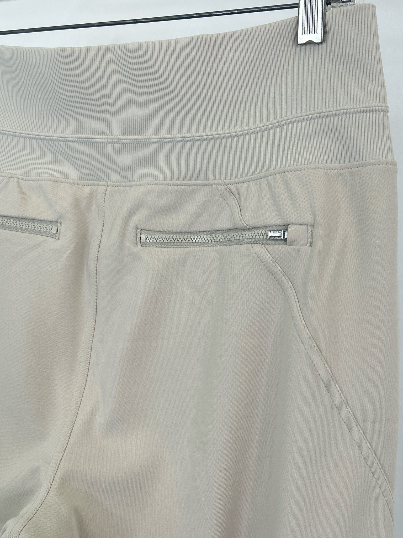 ATHLETA Size M PUTTY Women Pants