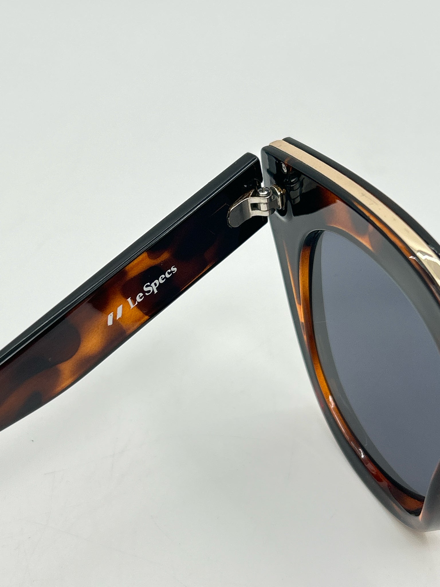 Le Specs TORTOISE SHELL Sunglasses