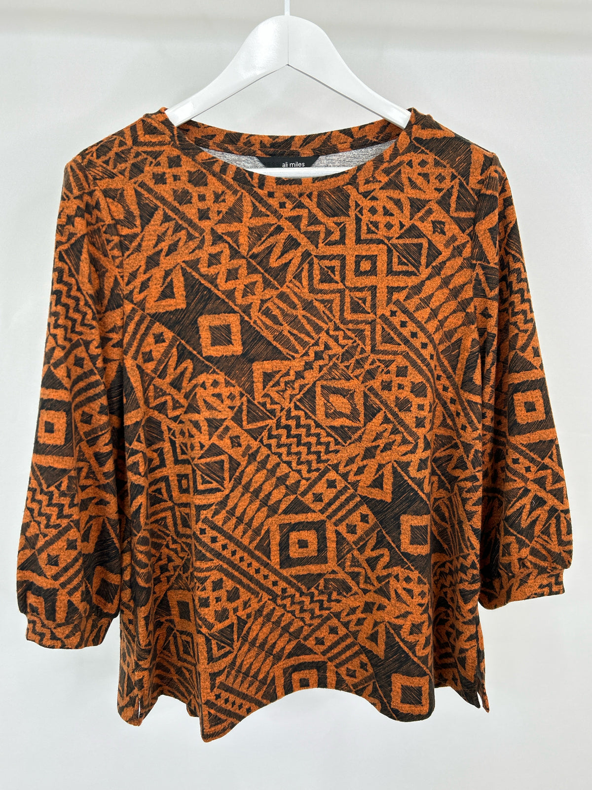 Ali Miles Size M Orange and Black Women Sweater