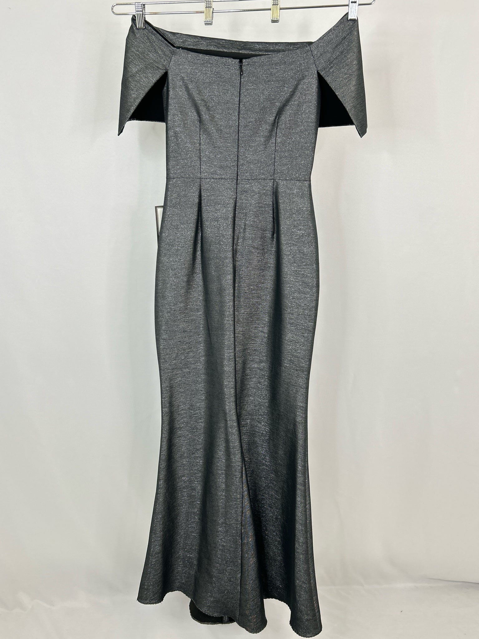 VINCE CAMUTO Size 6 GREY METALLIC Women Dress