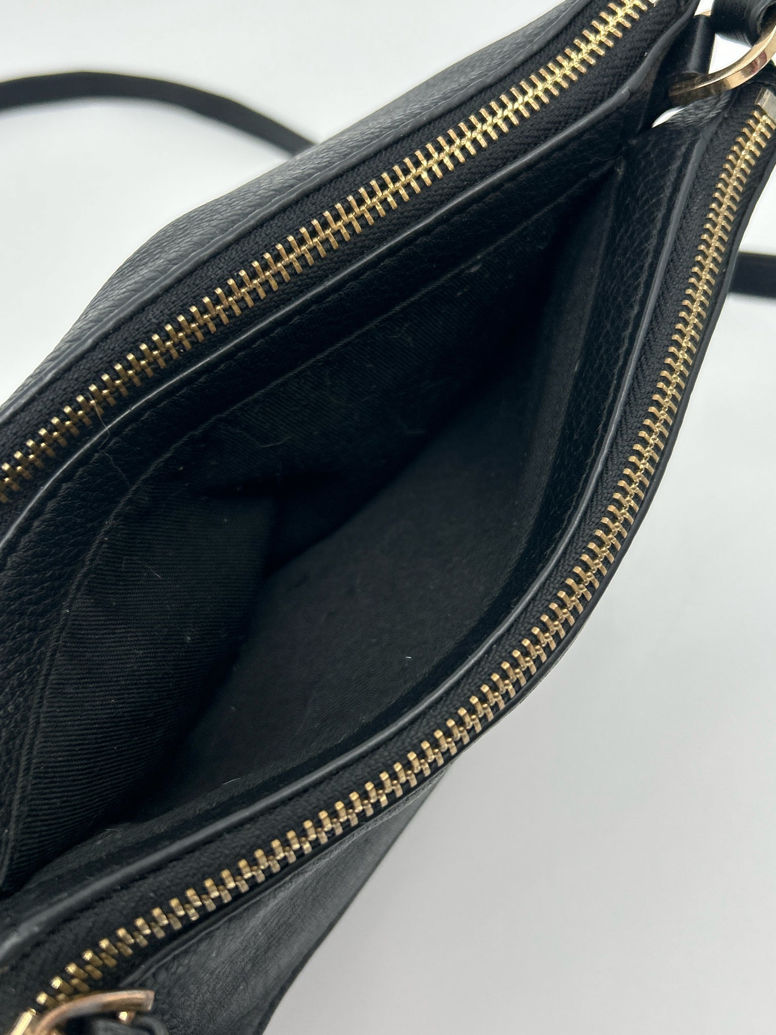 VINCE CAMUTO Black Women Purse
