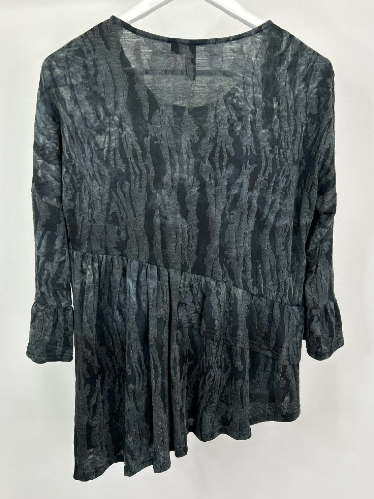 ETHYL Women Size M Grey & Black Top