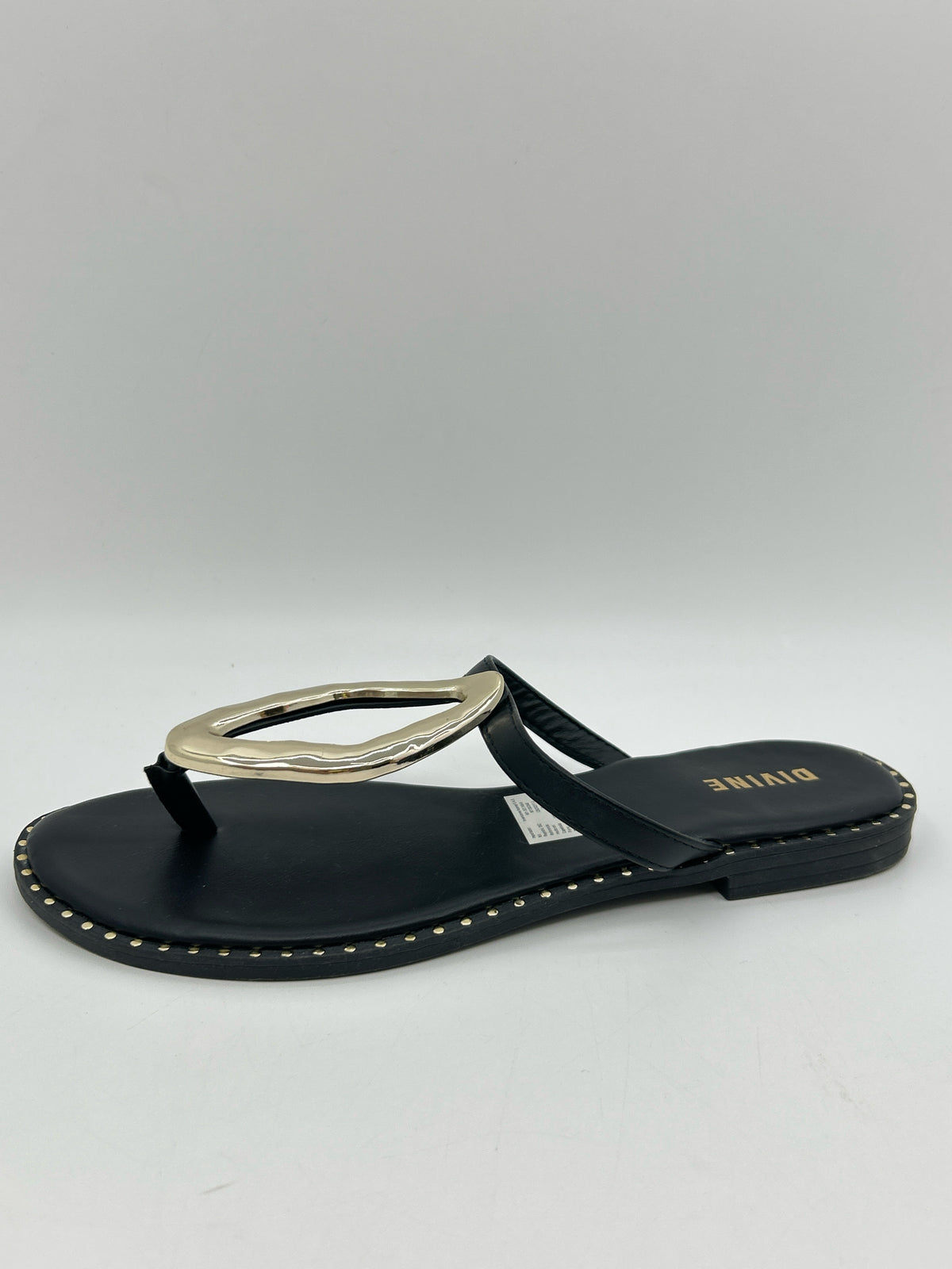 DIVINE Size 40/9 Black Women Sandal