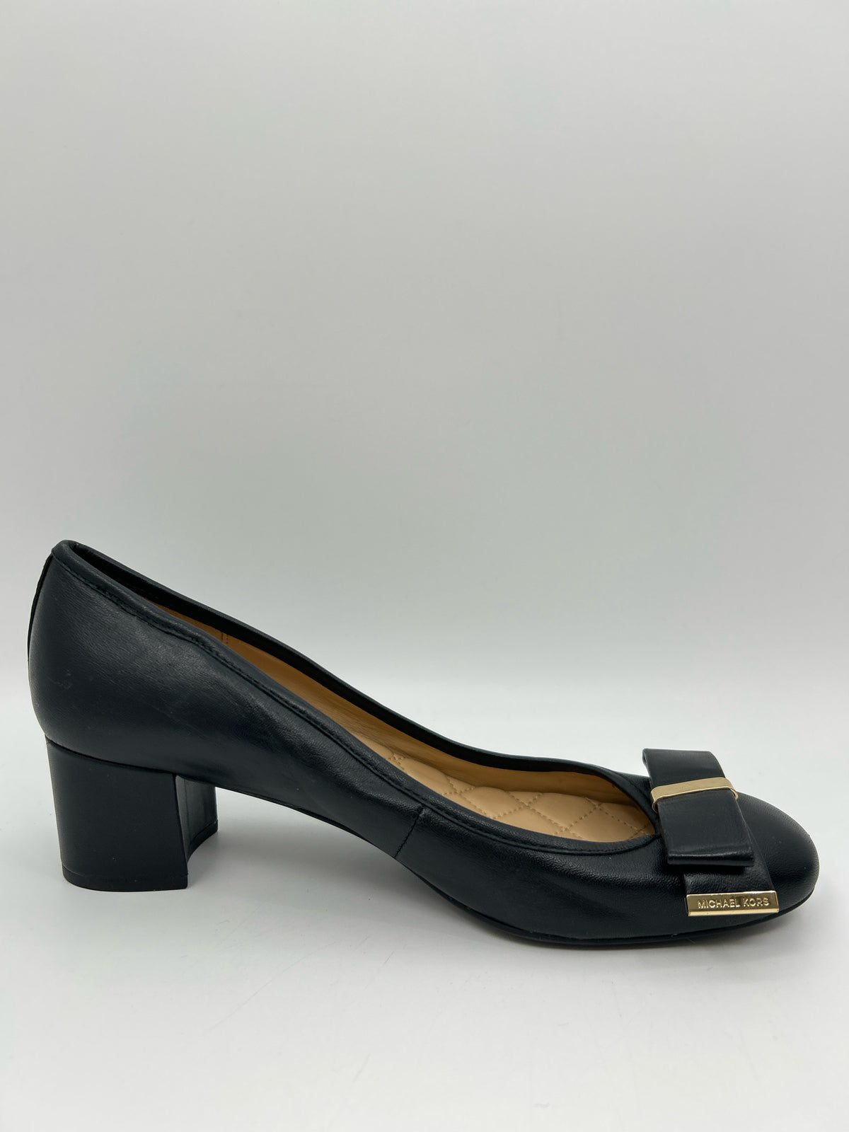 MICHAEL MICHAEL KORS NWOB Size 10M Black Women Pumps