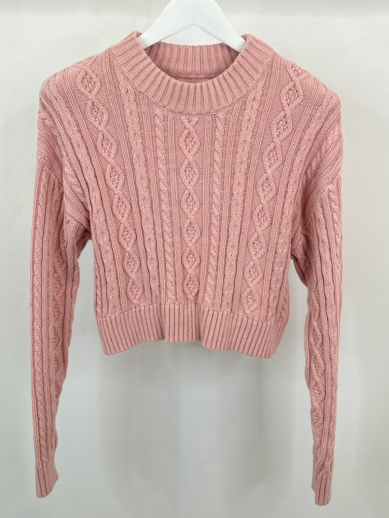 GAP Women Size M pale pink Sweater