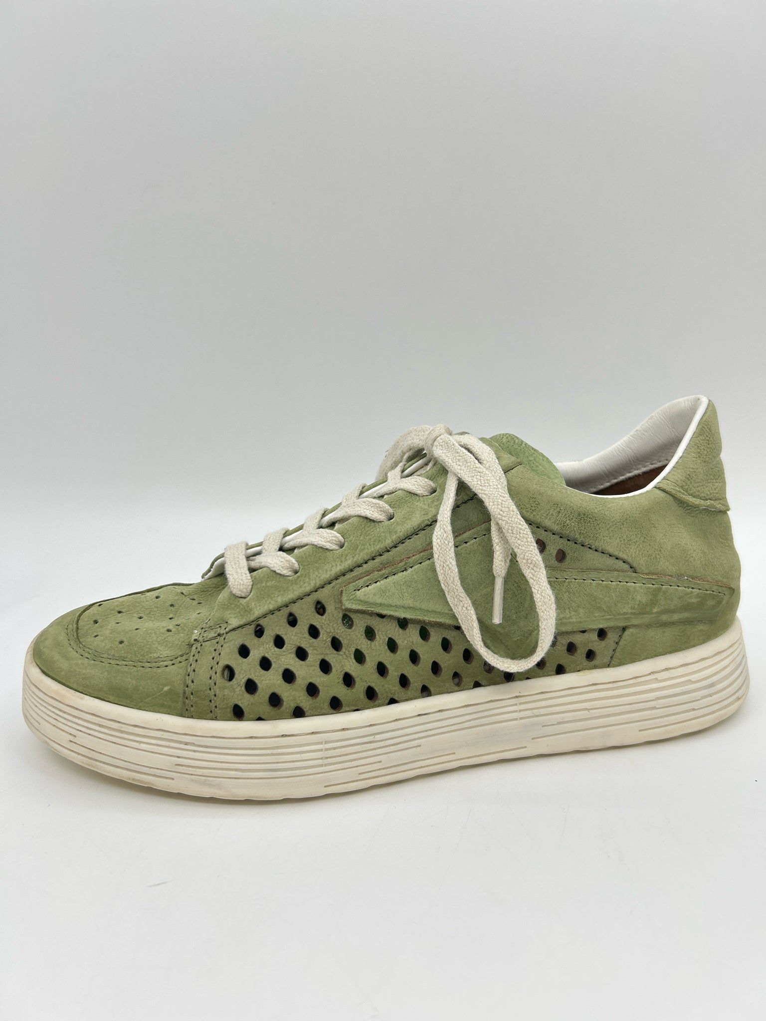 A.S. 98 Size 9/9.5 Green Women Sneakers