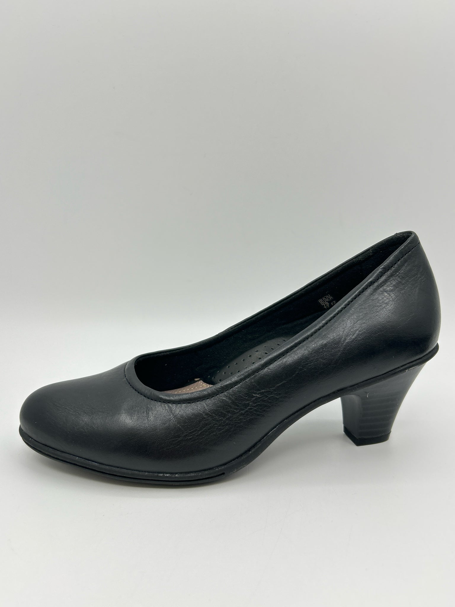 EARTH Size 7B Black Women Pumps