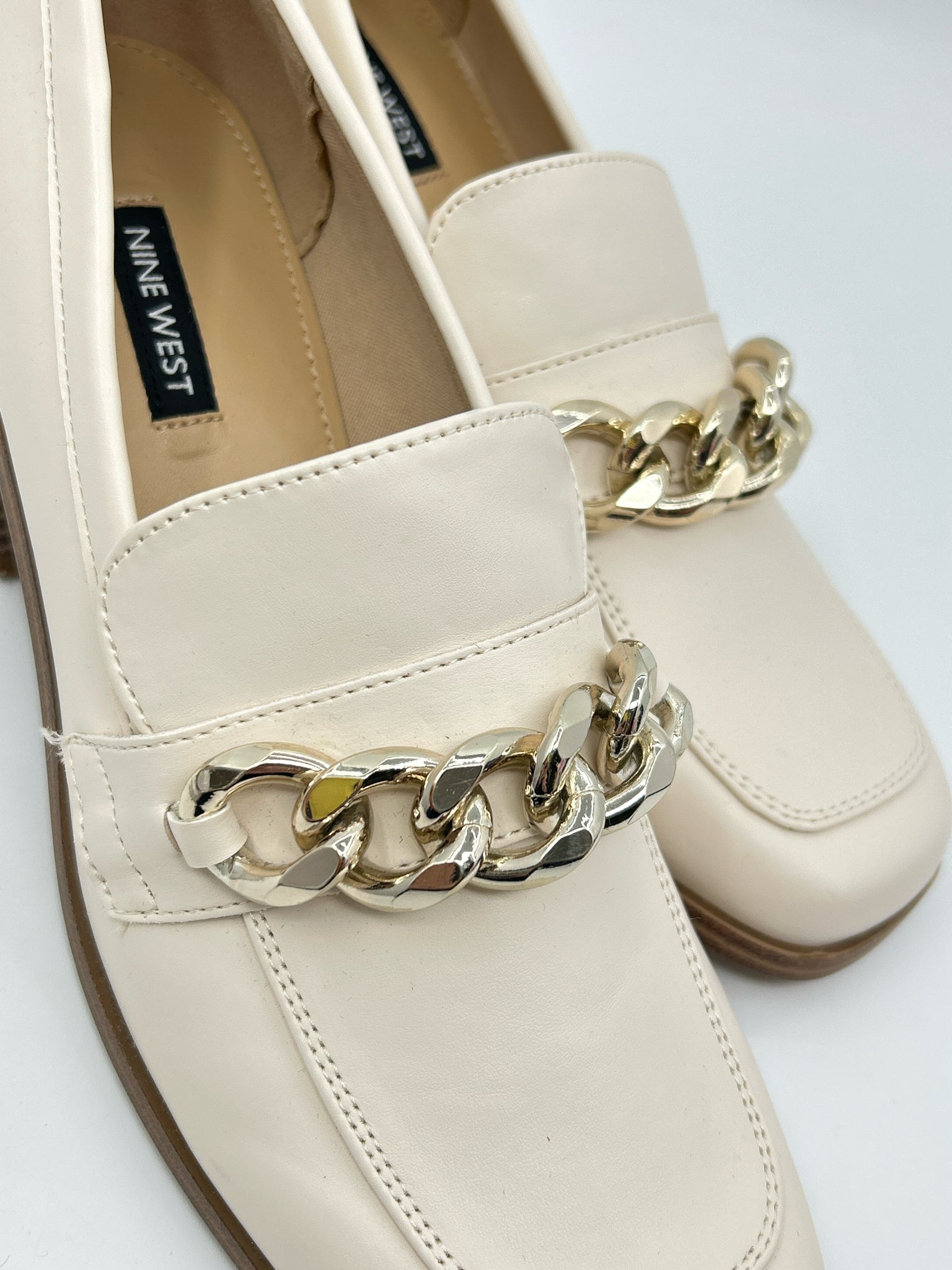 NINE WEST NWOB Size 9.5M VANILLA Women Pumps