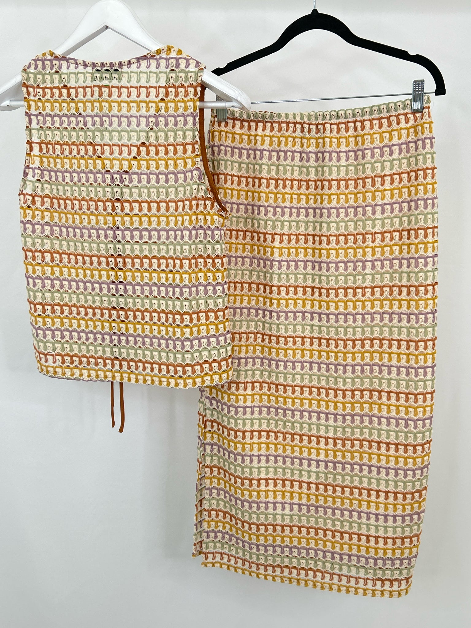 SADIE & SAGE Size S Multi-Color Women 2-Piece w/skirt