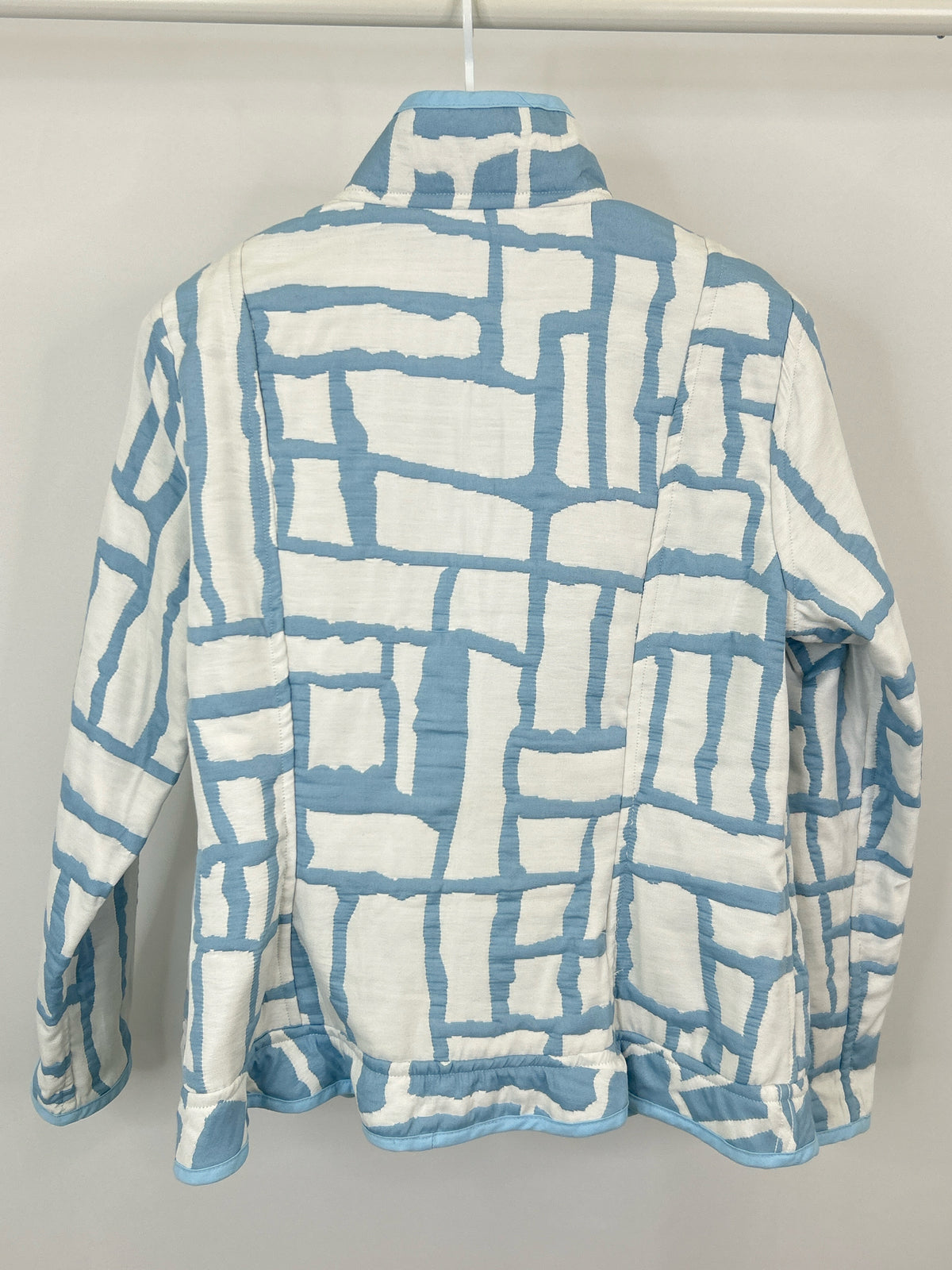 Trimdin Size L WHITE AND BLUE Women Jacket