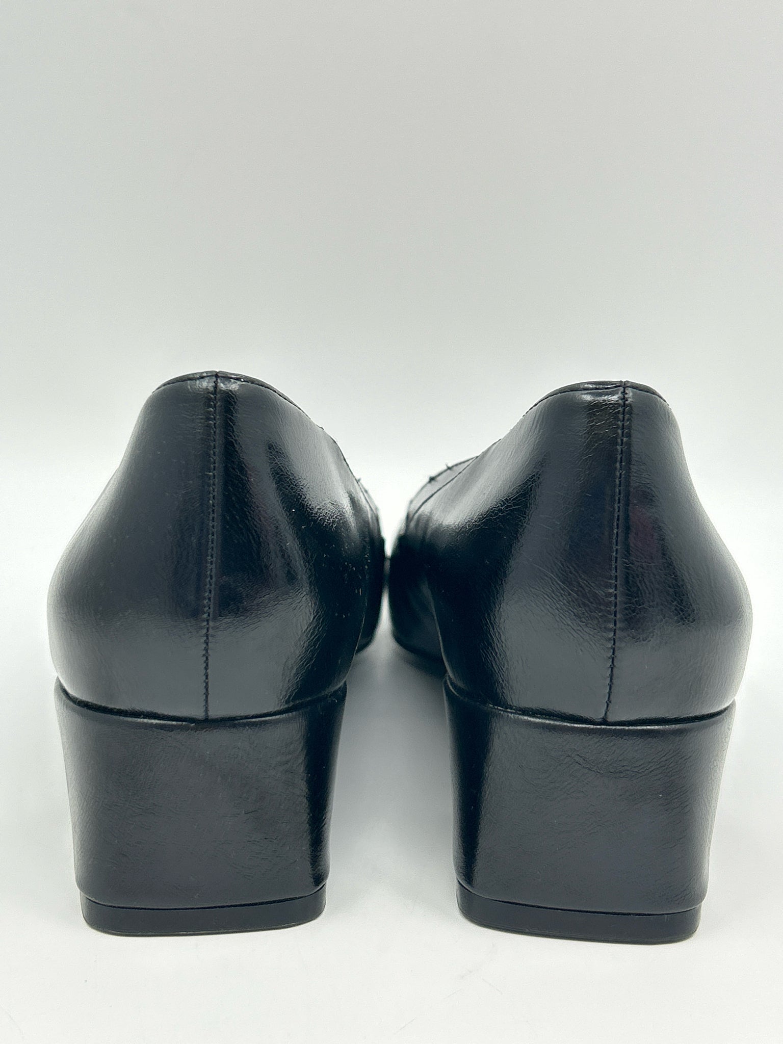 NATURALIZER Size 8W Black Women Pumps