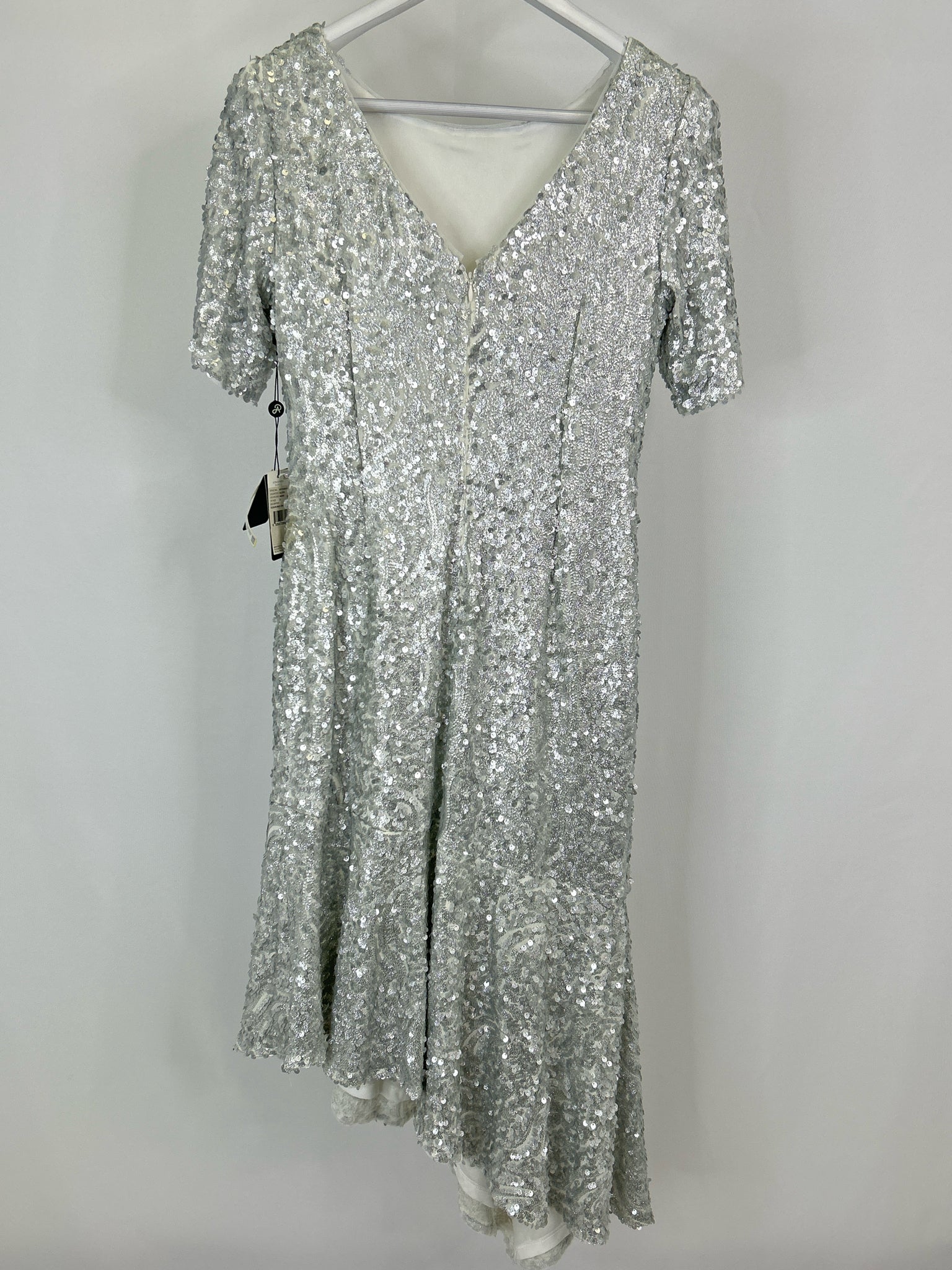 ADRIANNA PAPELL NWT Size 8 Silver Women Dress
