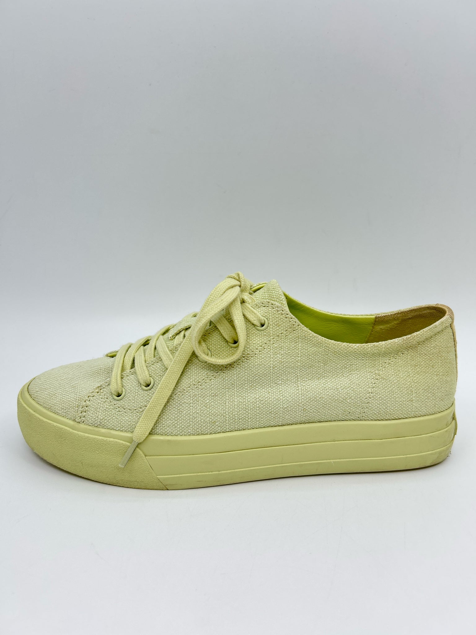 VINCE Size 8.5M Green Women Sneakers