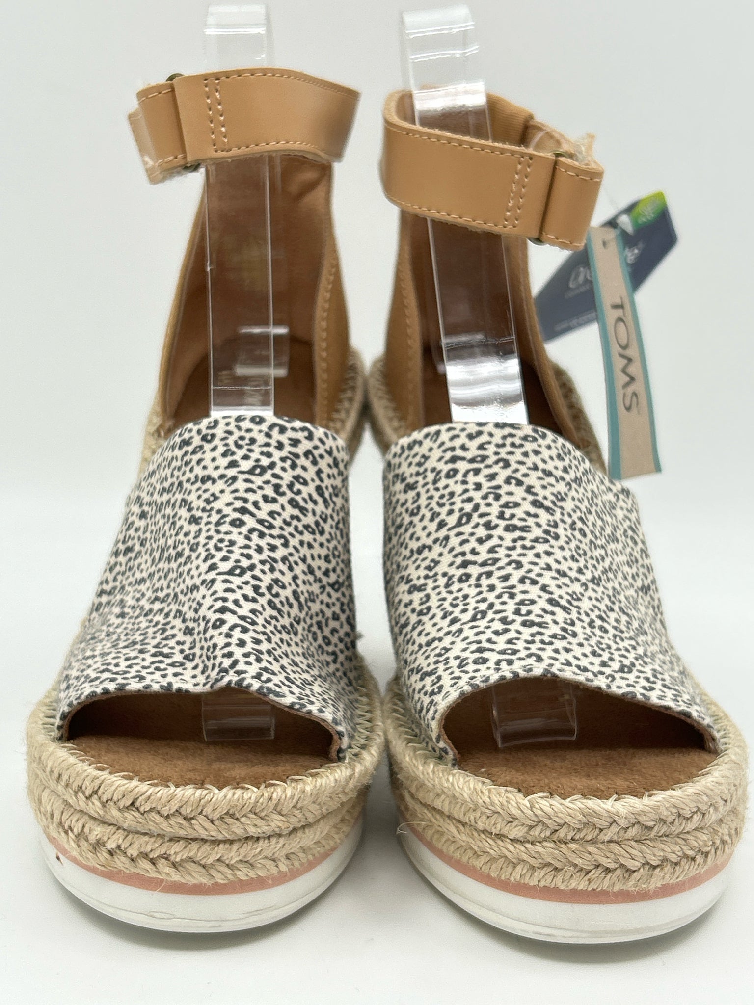 TOMS Size 8W Natural Women Sandal