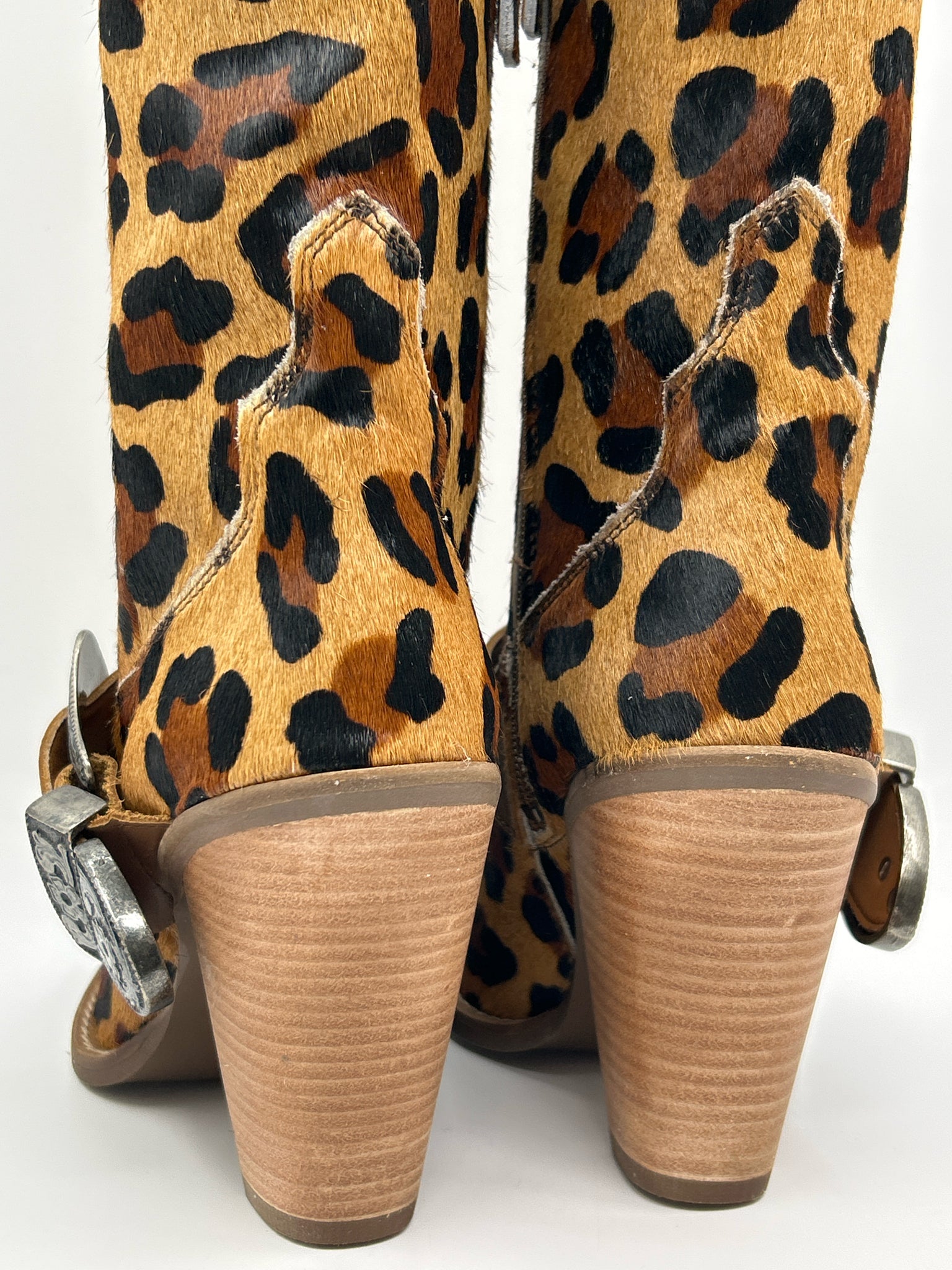 DINGO Size 8.5M tan & black Women Boots