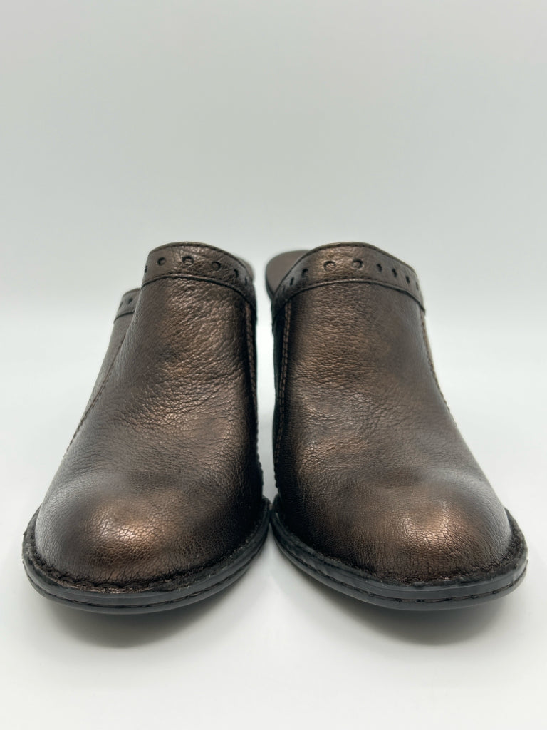 BORN Size 9 BRONZE Women's Clogs