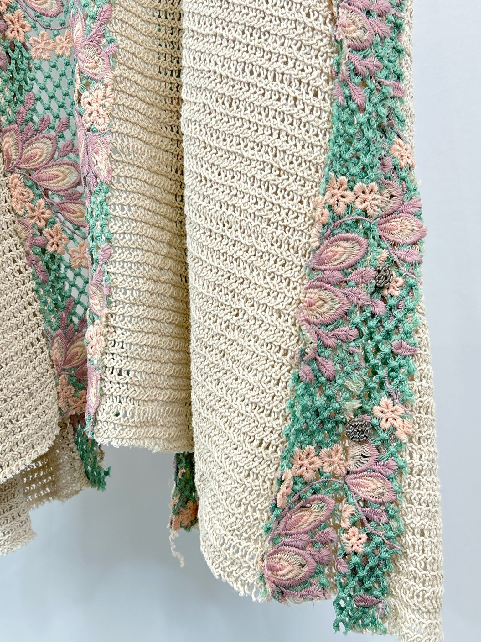 One24 Boutique Size One Size Cream Women Cardigan