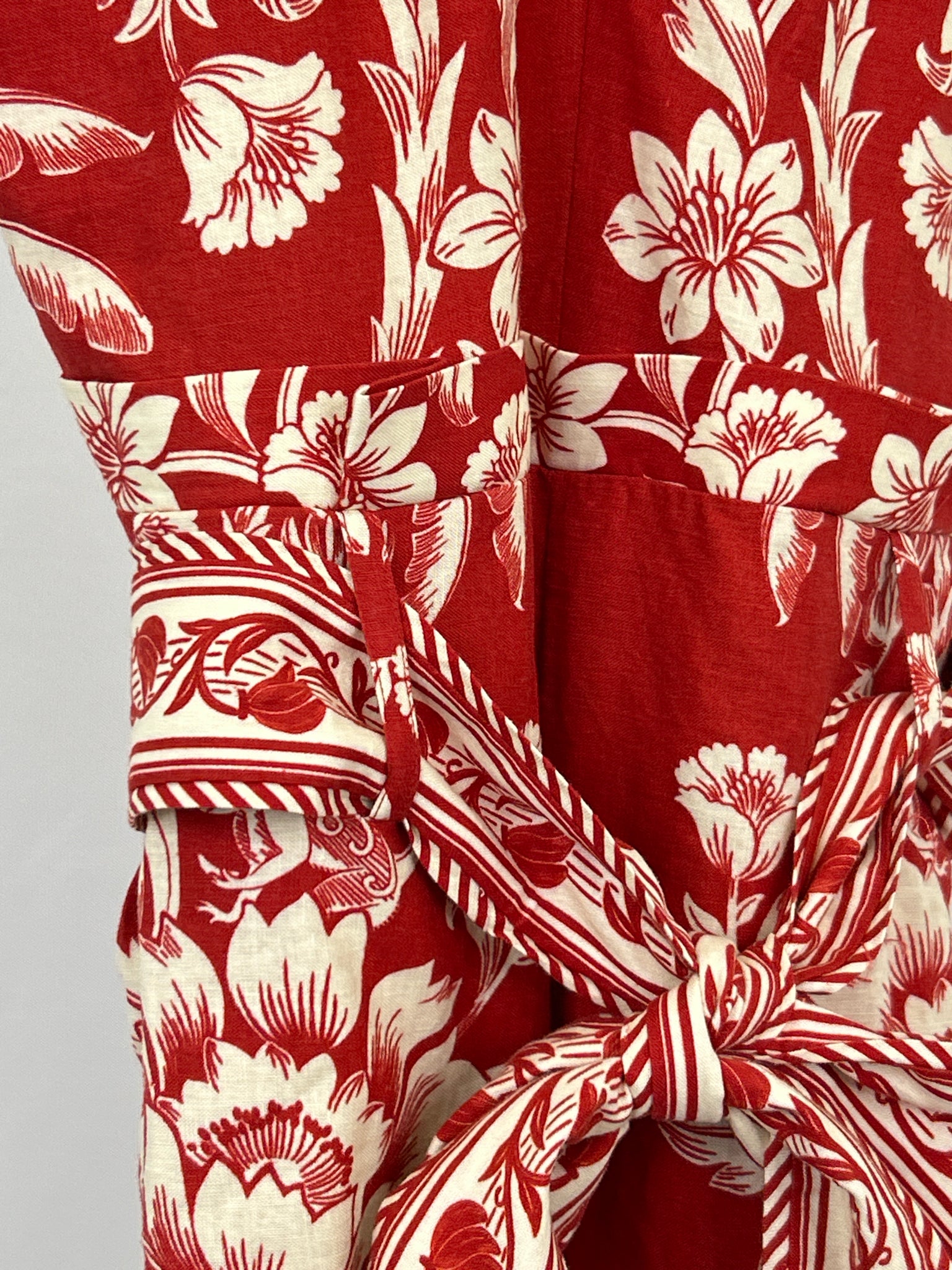 FARM RIO Size S Red Print Women Romper