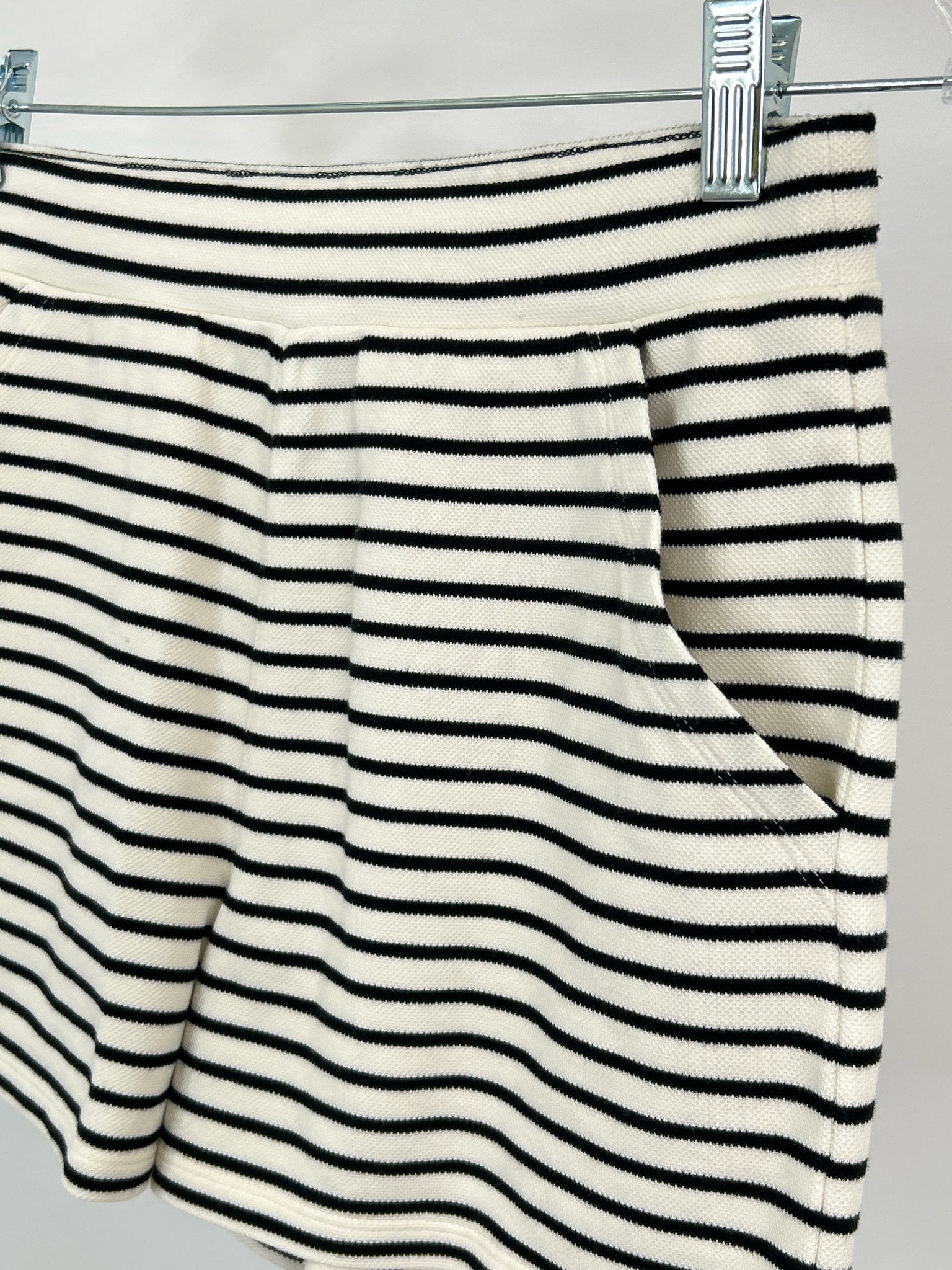 VERONICA BEARD Size XS White and black Women 2-Piece w/shorts