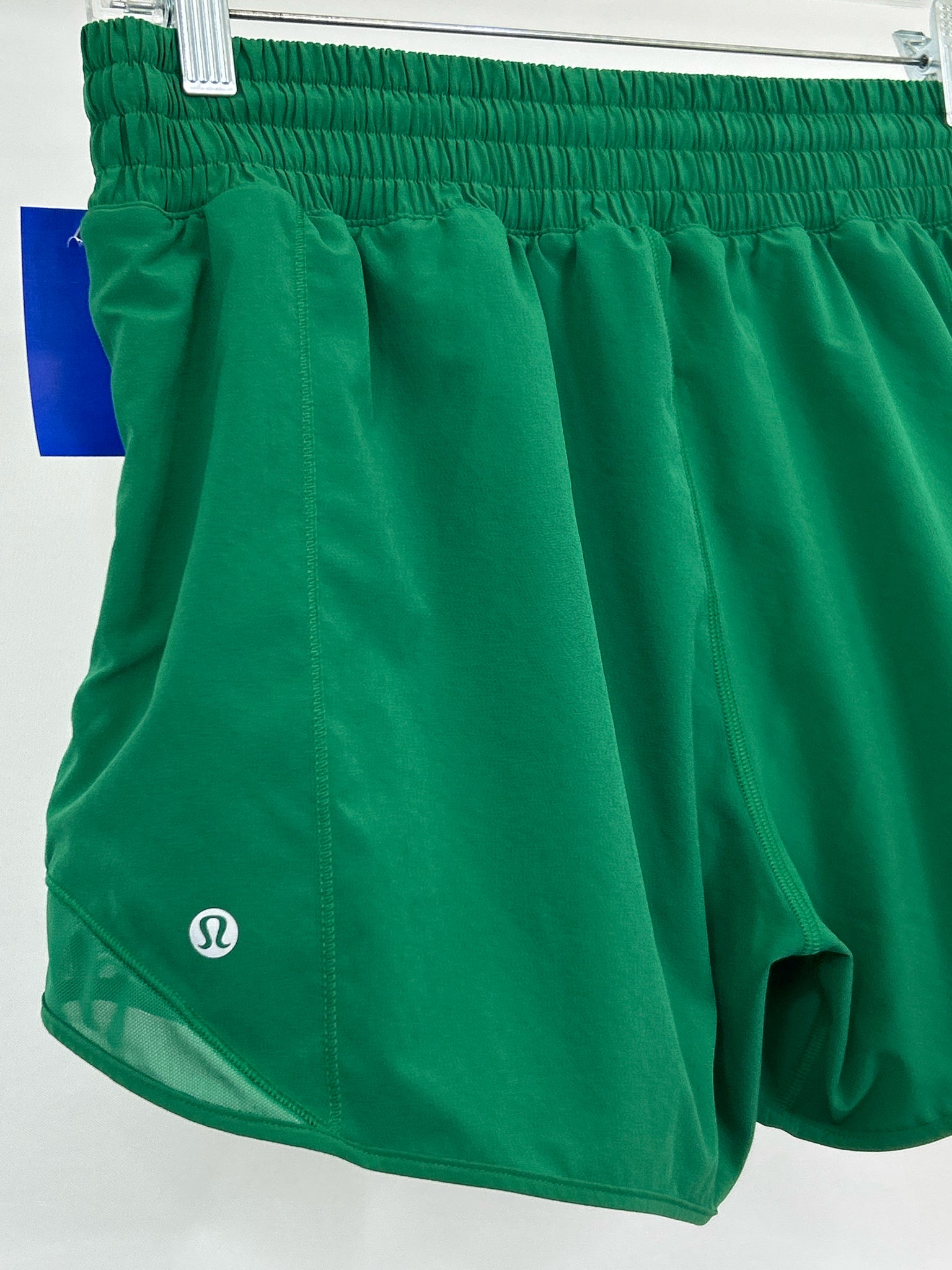 LULULEMON Size 8 Green Women Shorts