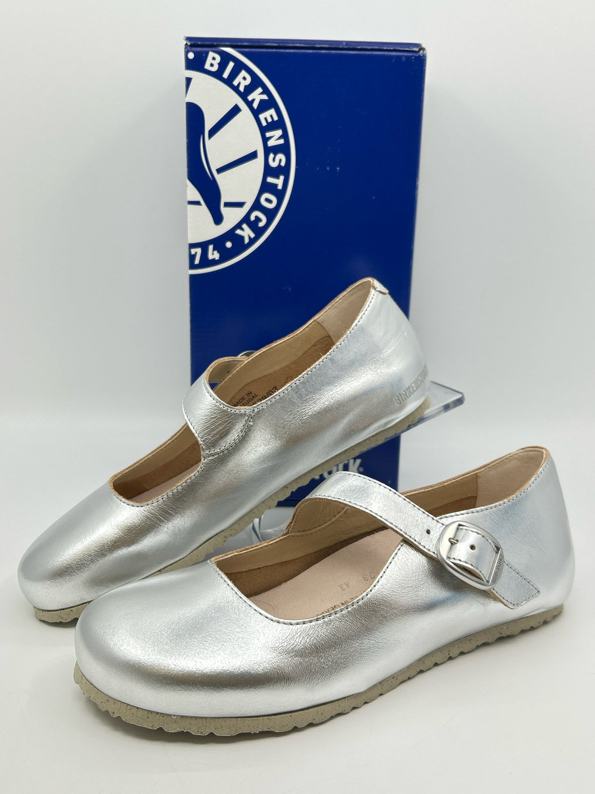 BIRKENSTOCK NIB Size 40 Metallic Silver Women Flats NIB
