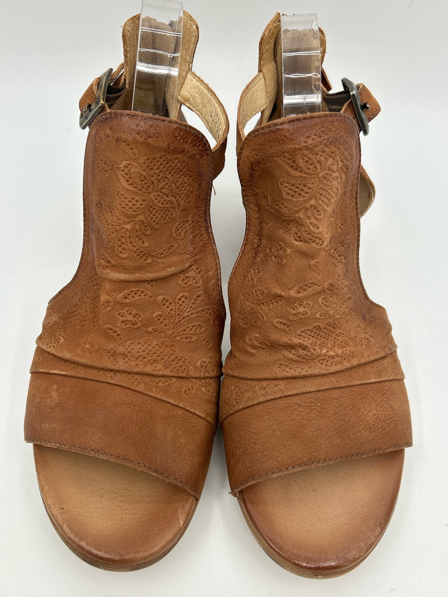 MIZ MOOZ Size 40 Brown Women Sandal