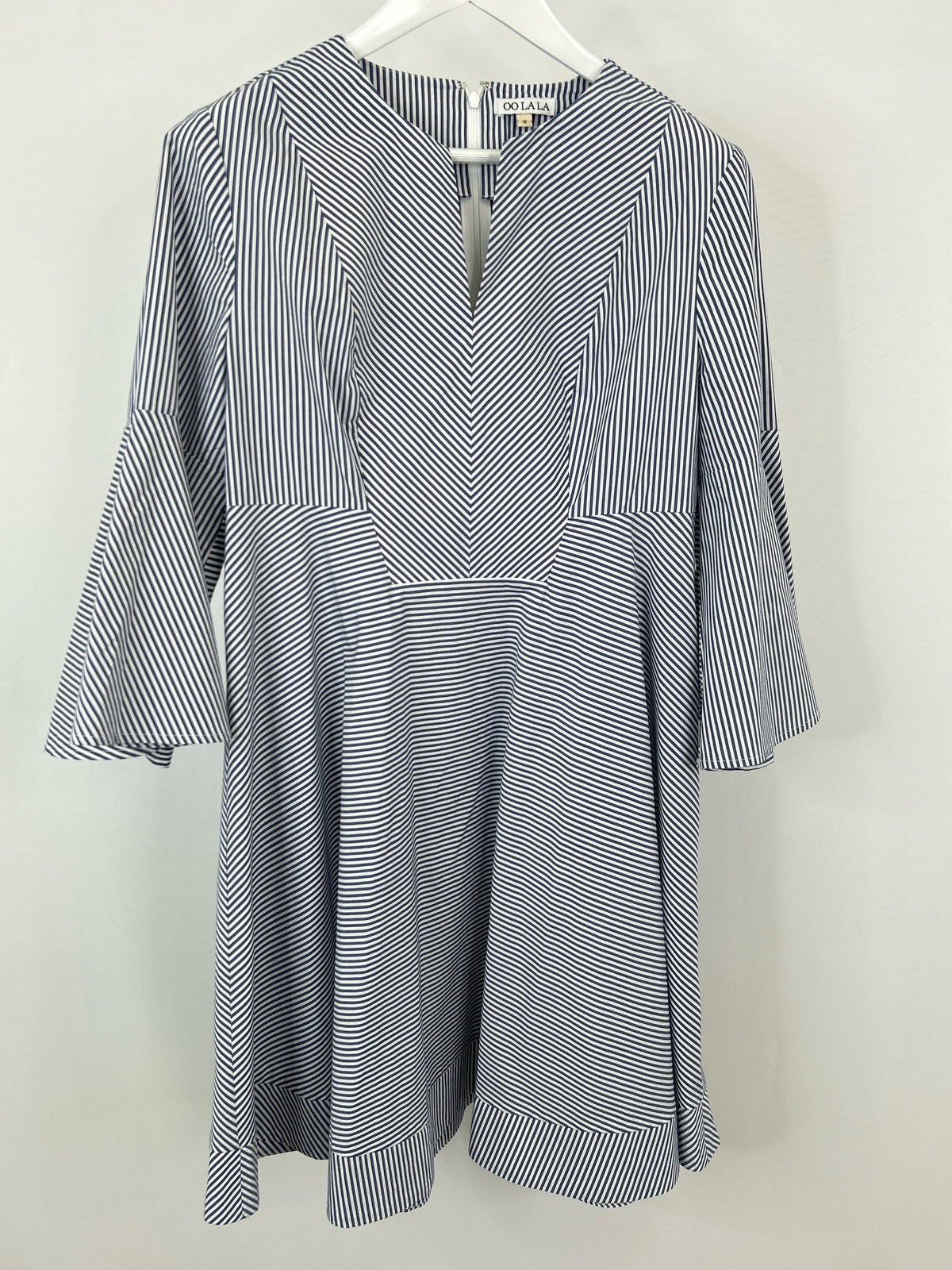OO LA LA Size 12 blue and white Women Dress