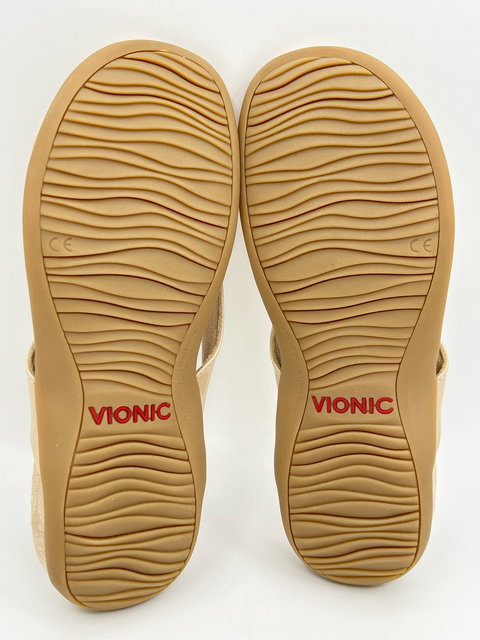VIONIC Size 8.5 Cream Women Sandal