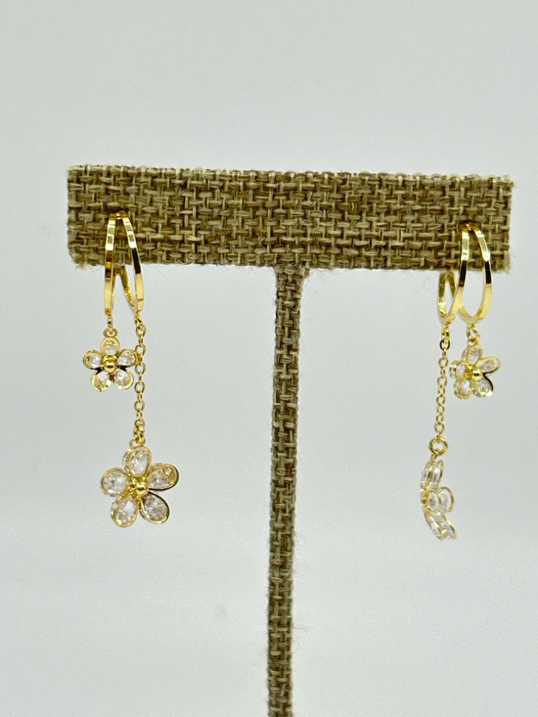 EYE CANDY Women Size One Size Gold Earrings