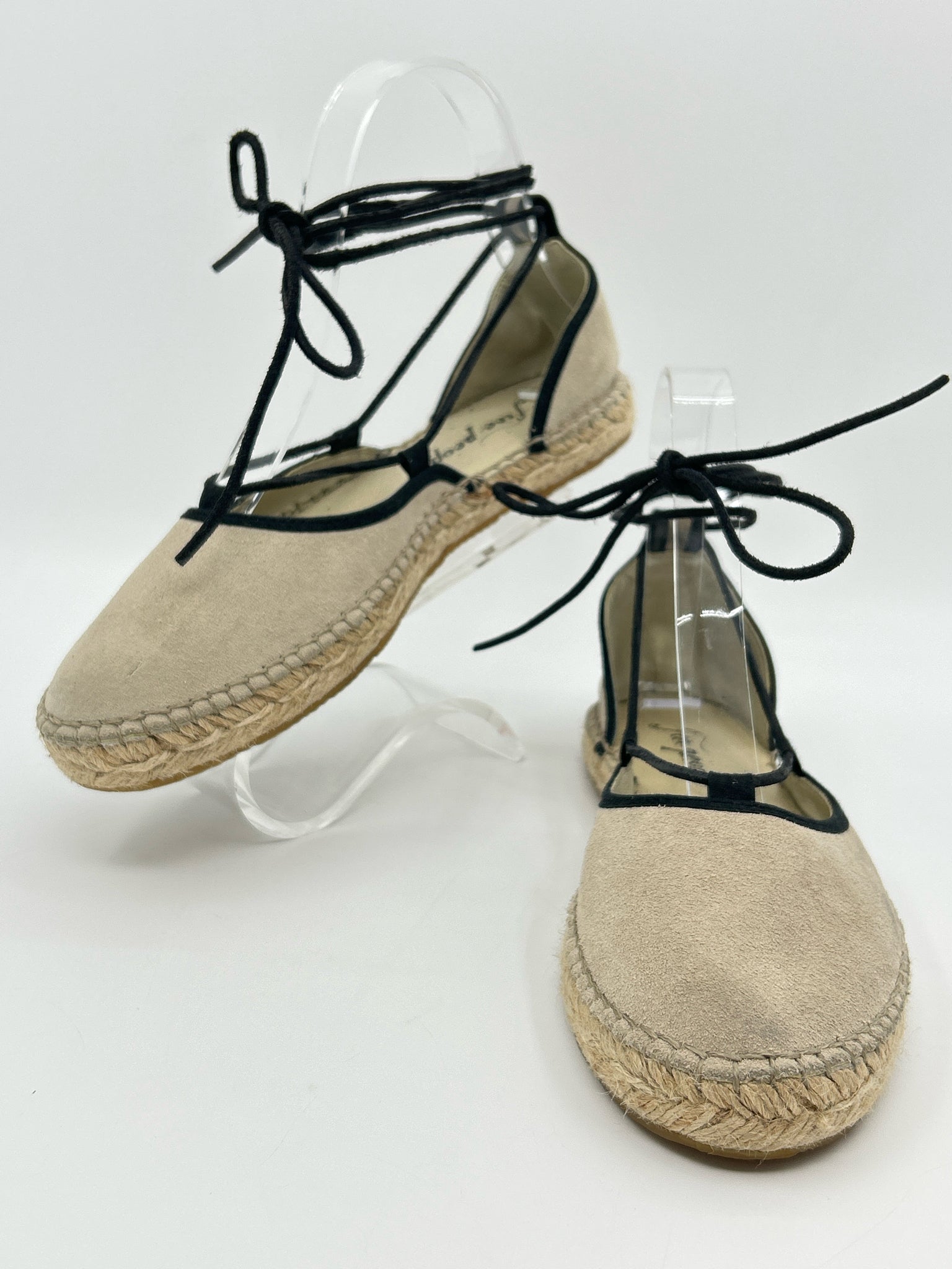 FREE PEOPLE Size 36/6 Beige Women Flats