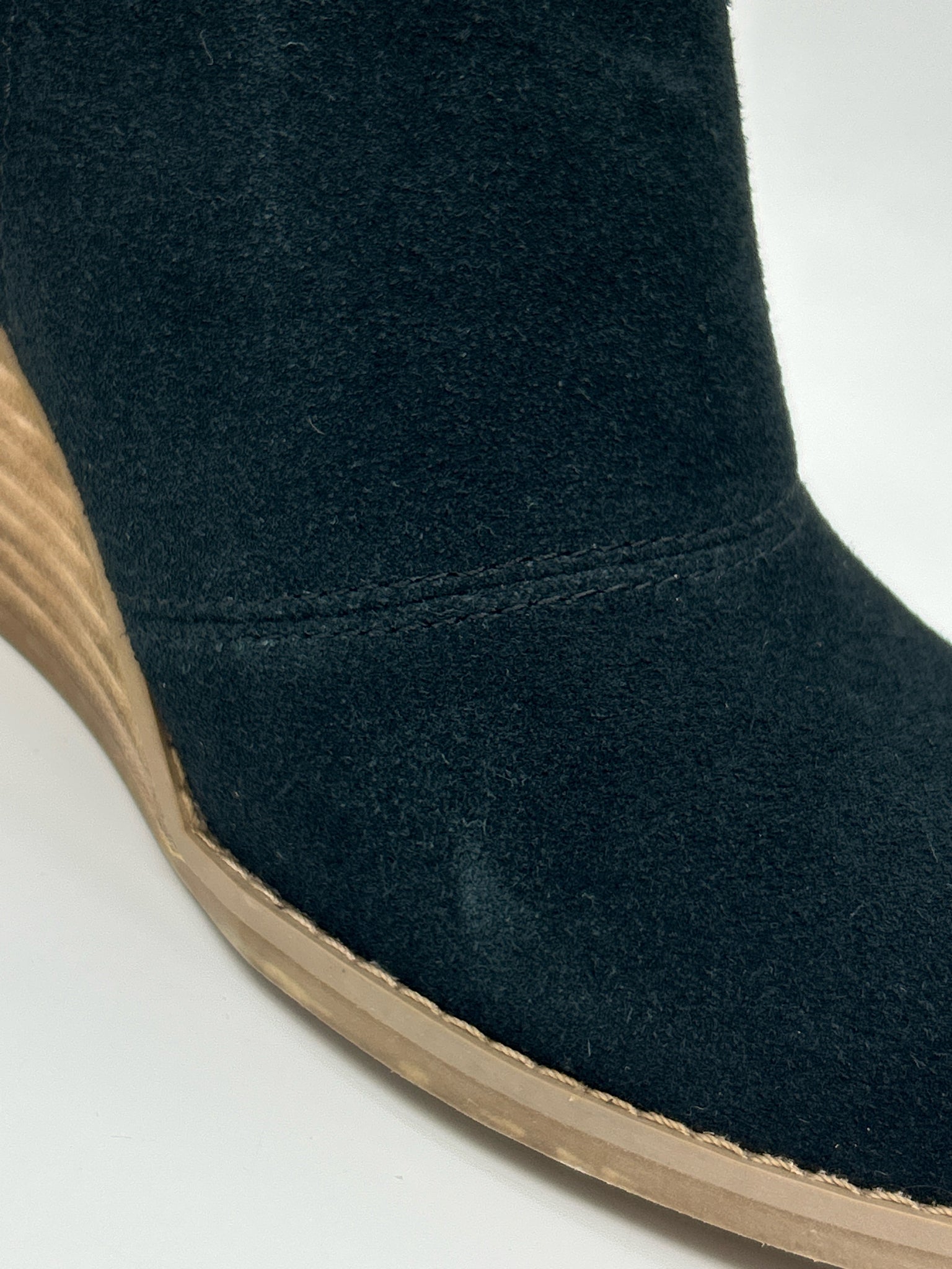 TOMS Size 10 Black Women Booties