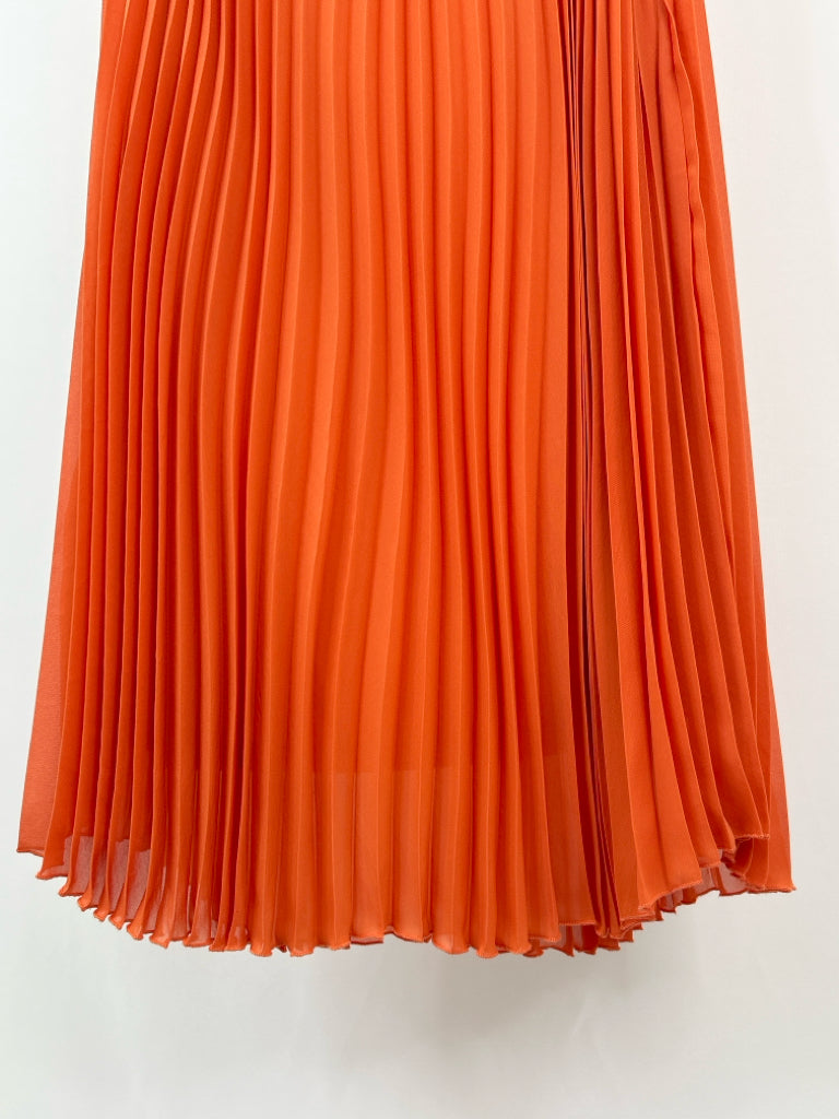 WD NY Size L Orange Skirt