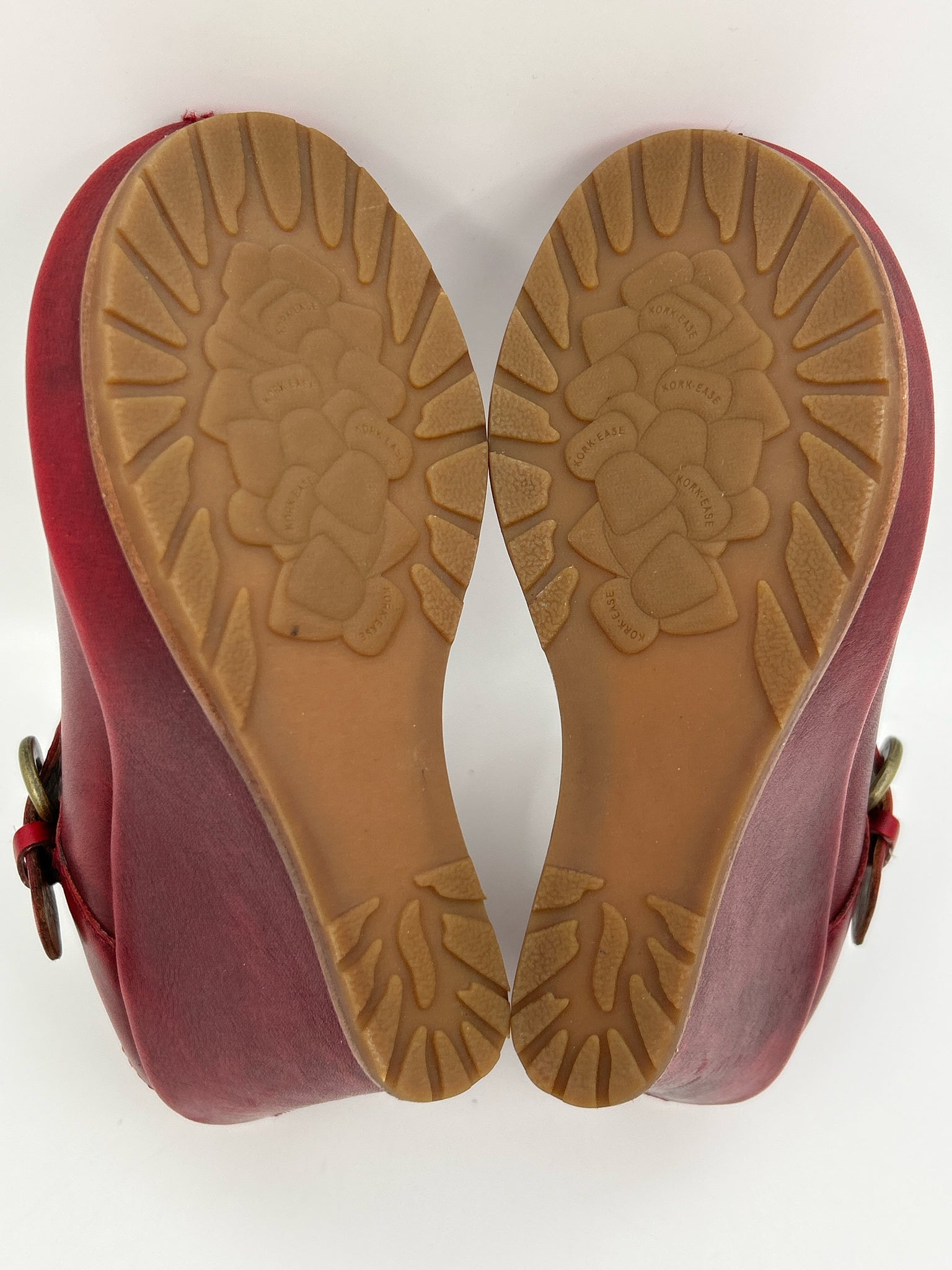 KORK EASE Size 6 Red Women's Pumps