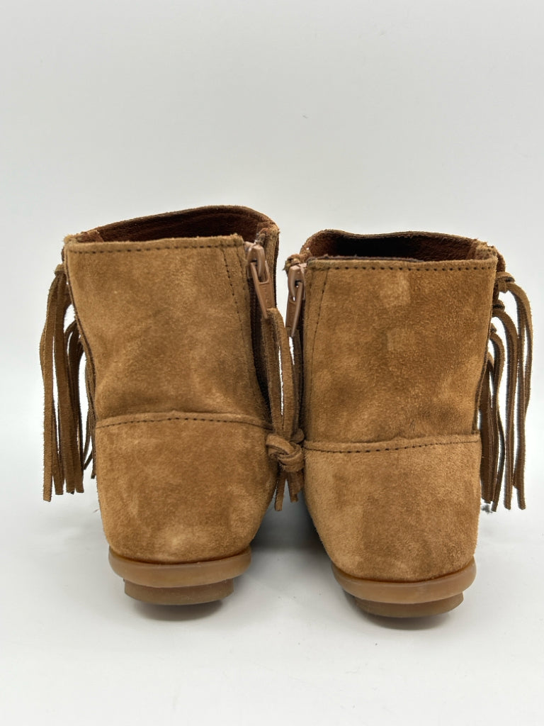 MINNETONKA Women Size 7.5 Brown Booties