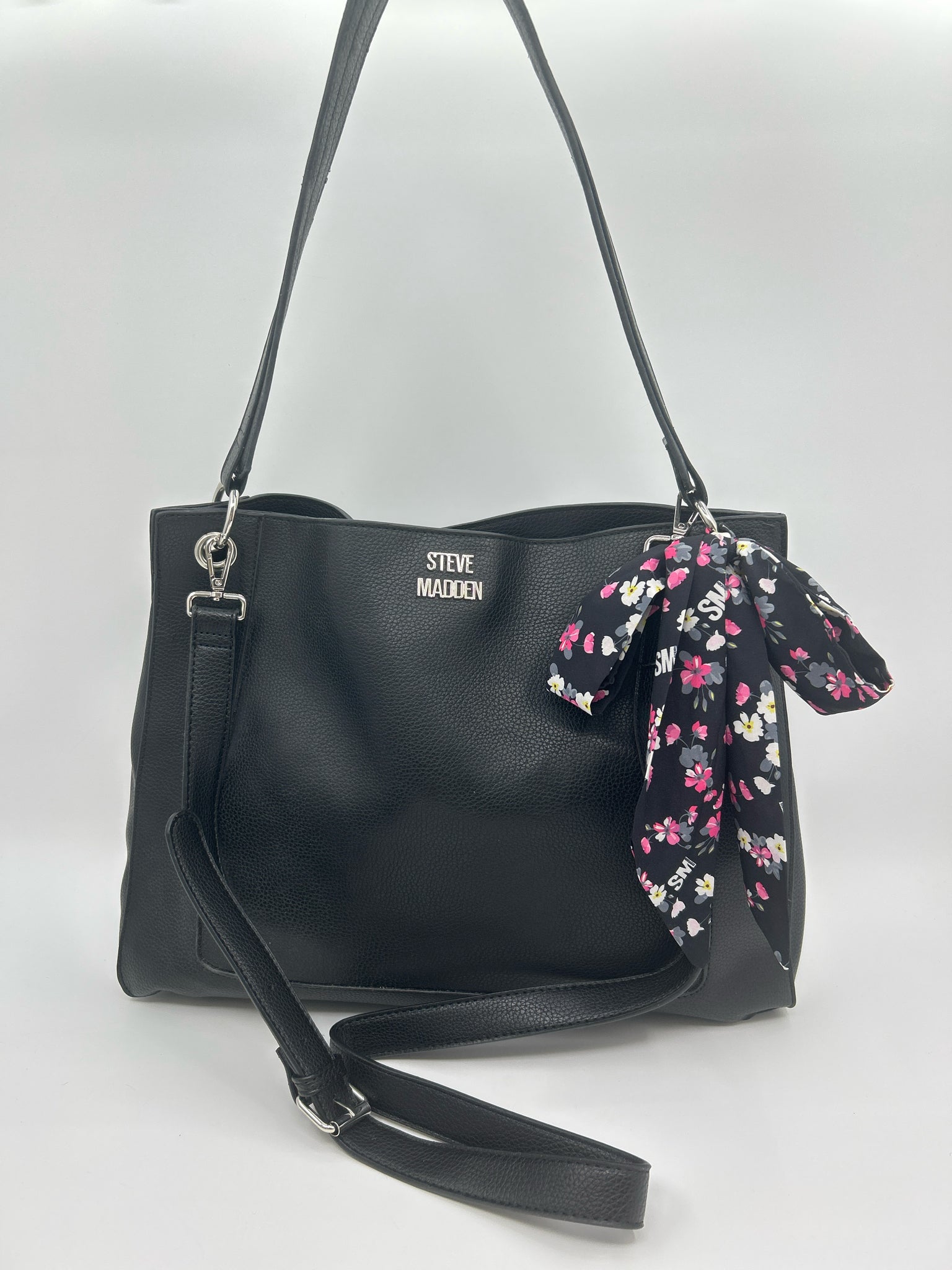 STEVE MADDEN Black Women Purse NWOT