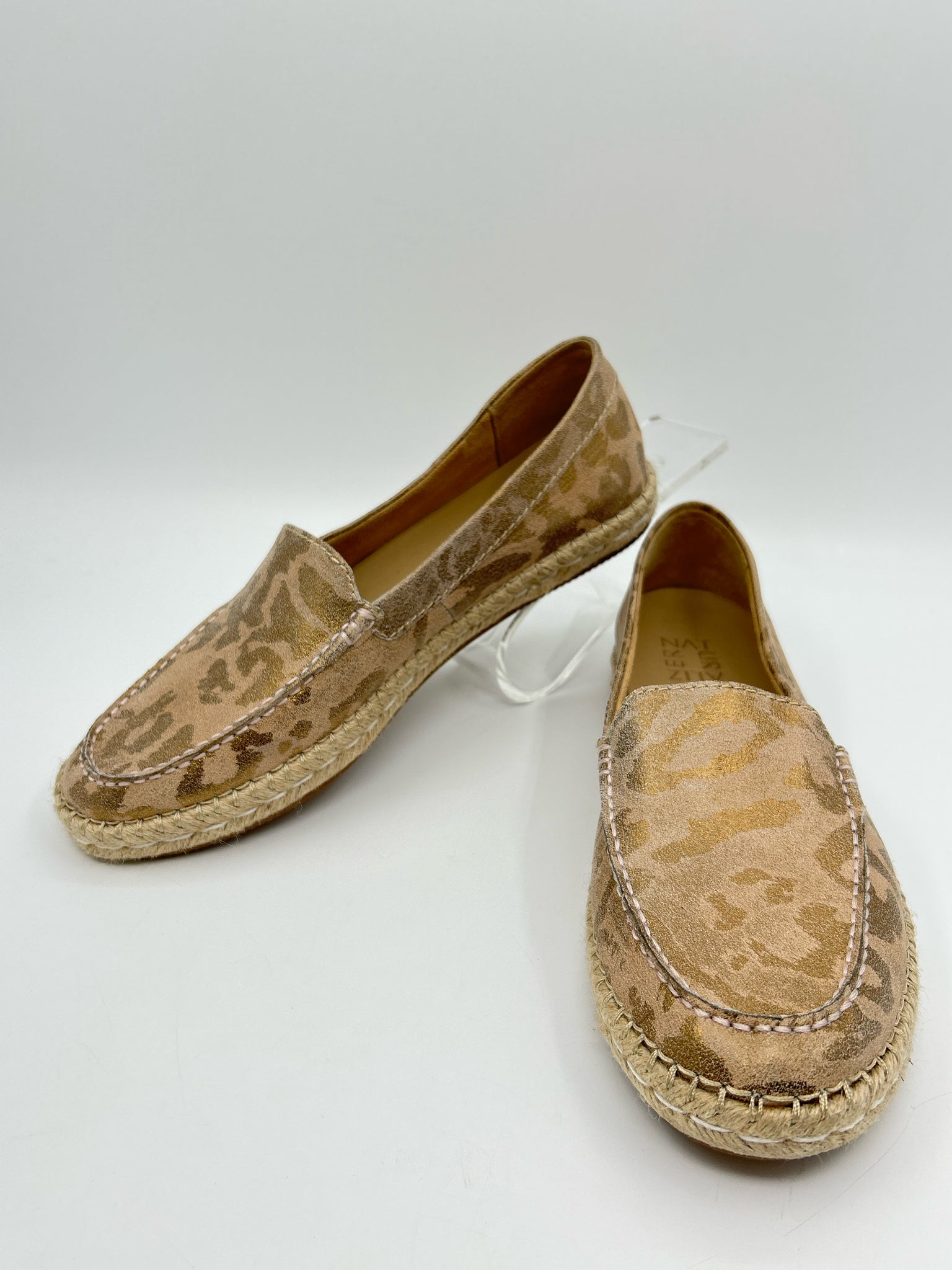 NATURALIZER Size 10M Brown Women Loafer